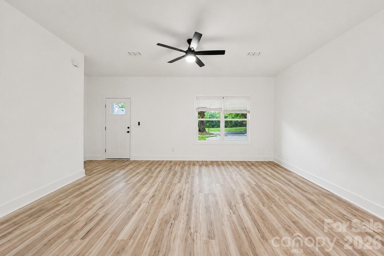 1327 4th Street — Statesville