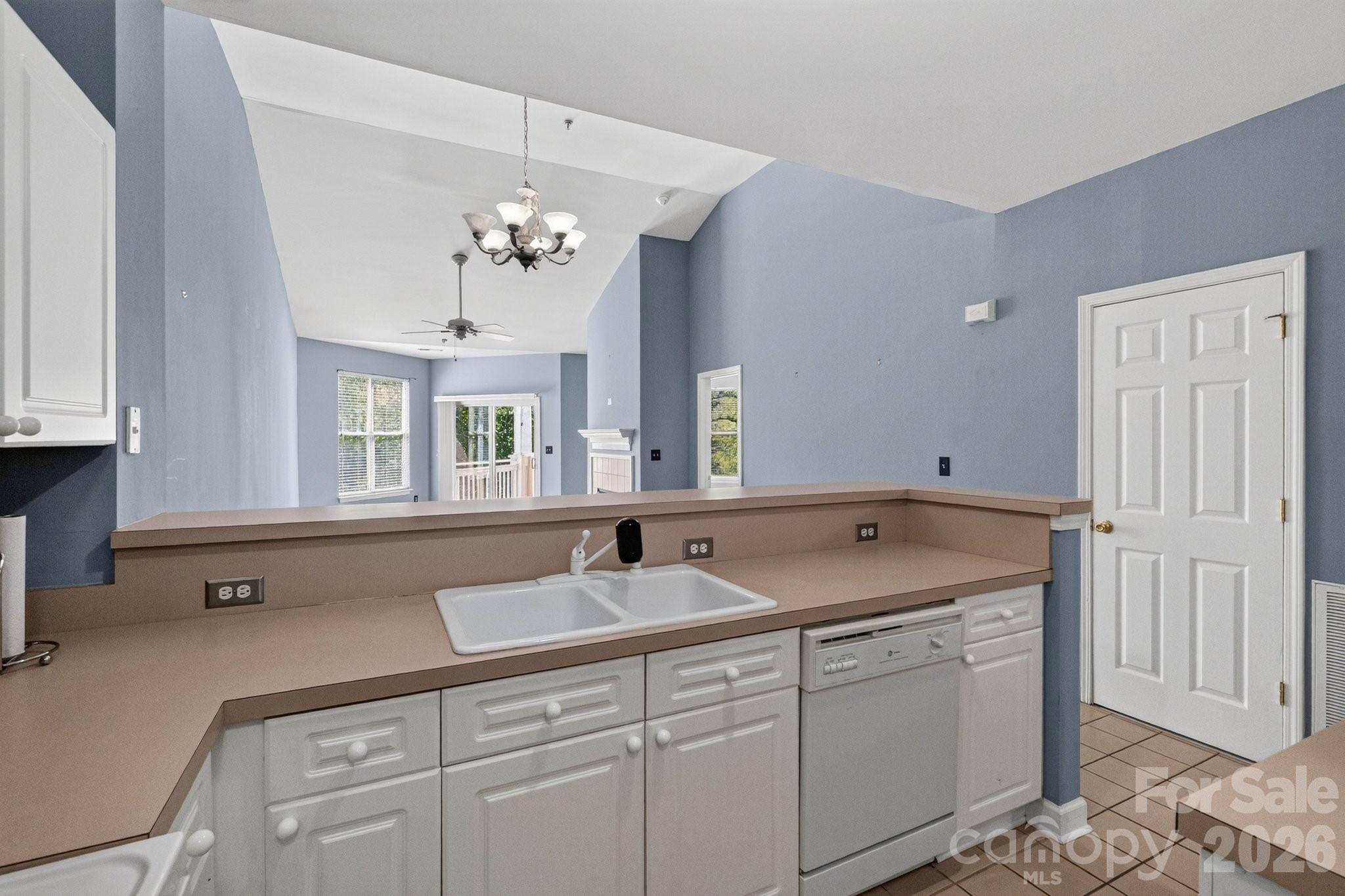797 Peninsula Drive — Davidson