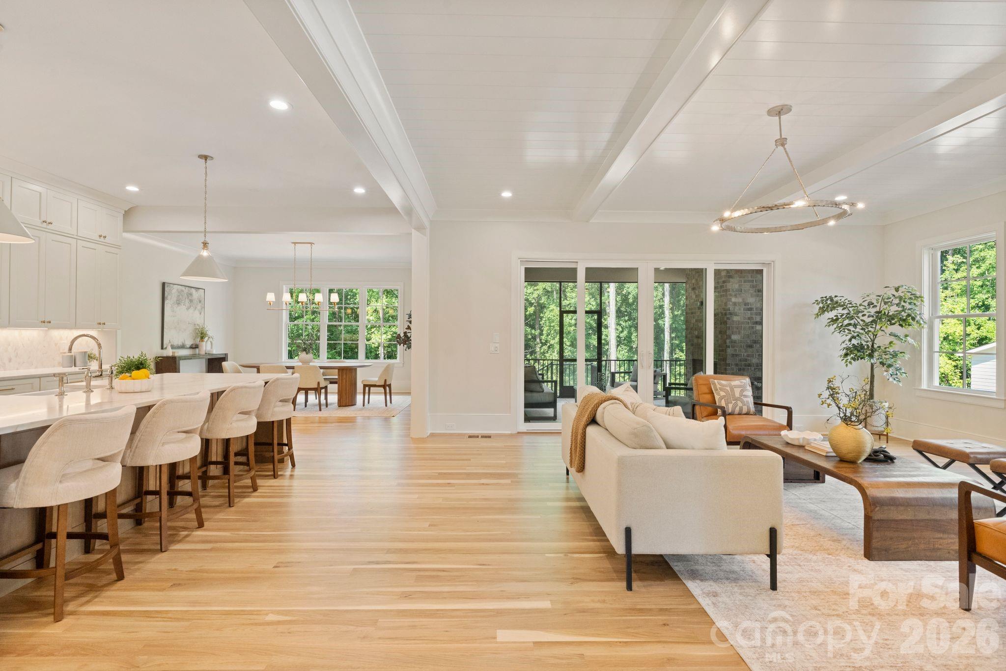 8022 Gulf Creek Road — Lancaster