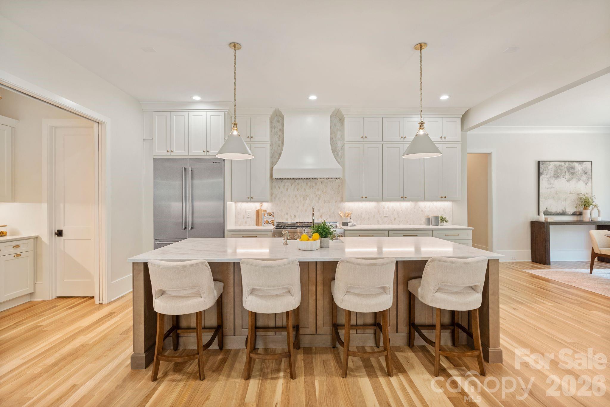 8022 Gulf Creek Road — Lancaster