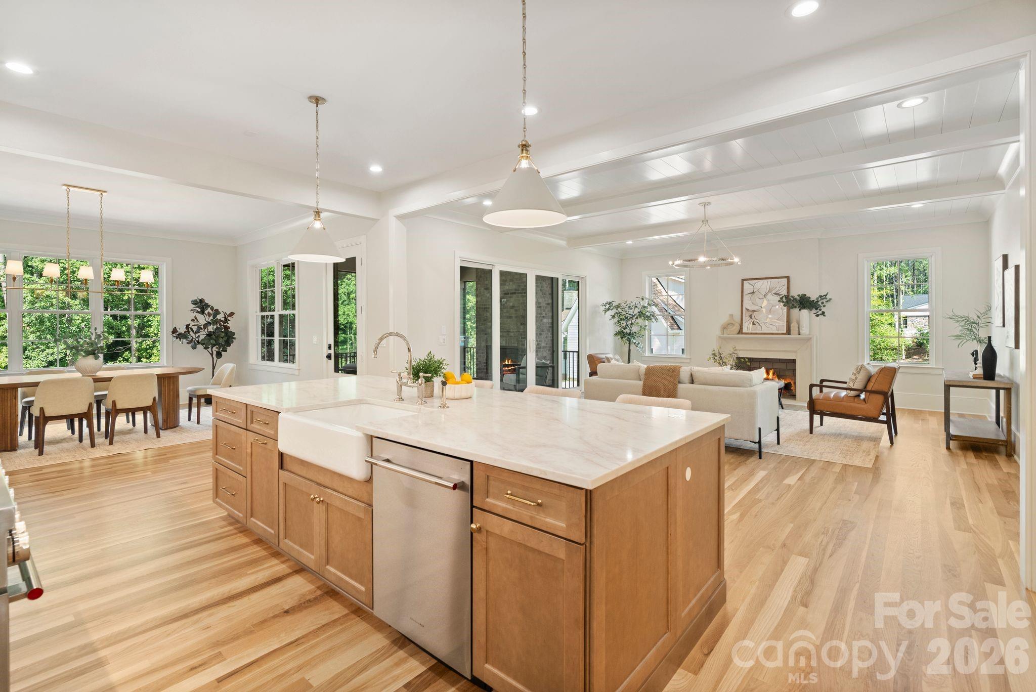 8022 Gulf Creek Road — Lancaster