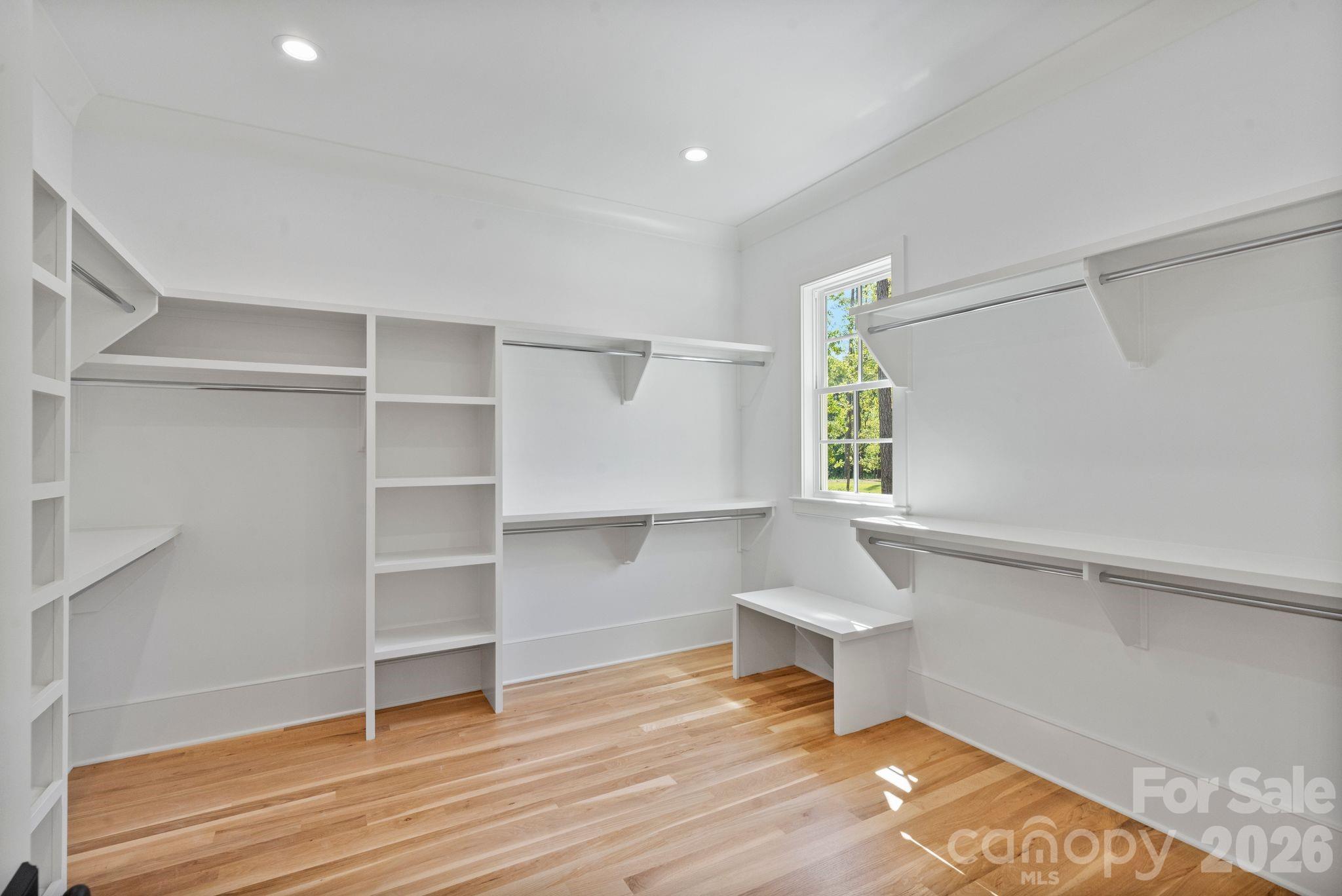 8022 Gulf Creek Road — Lancaster