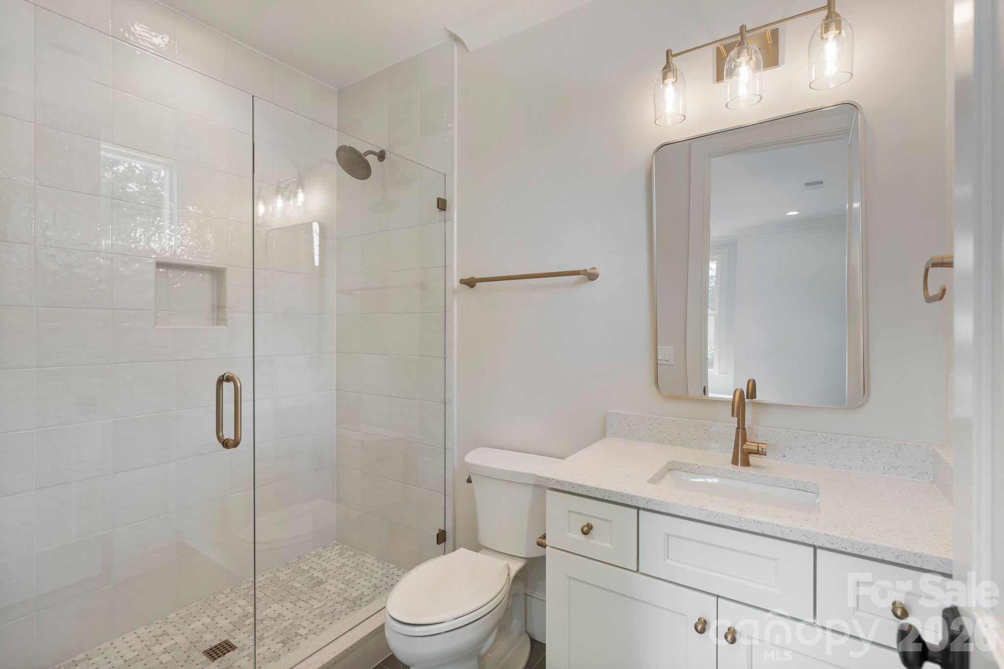 8022 Gulf Creek Road — Lancaster
