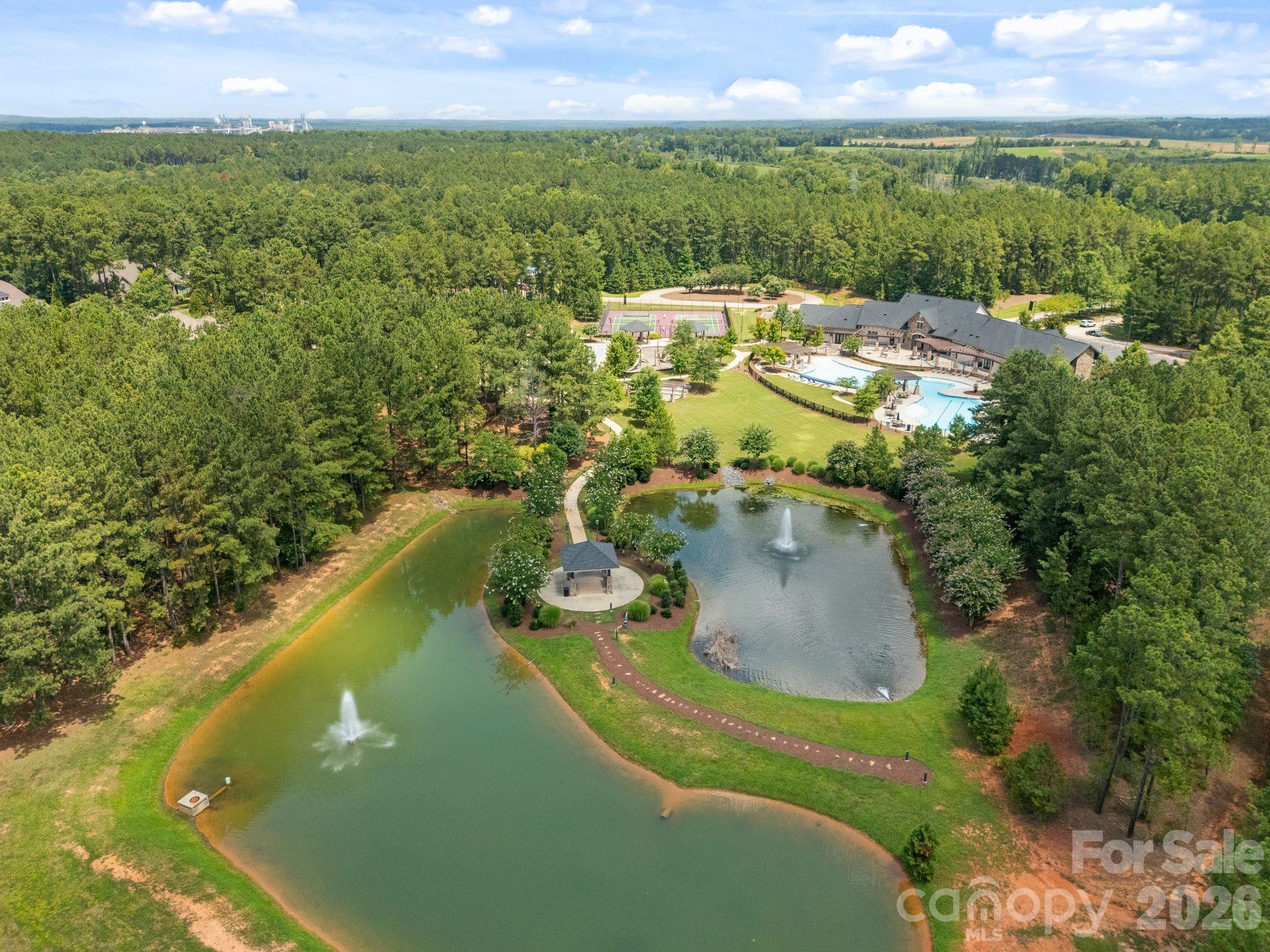 8022 Gulf Creek Road — Lancaster