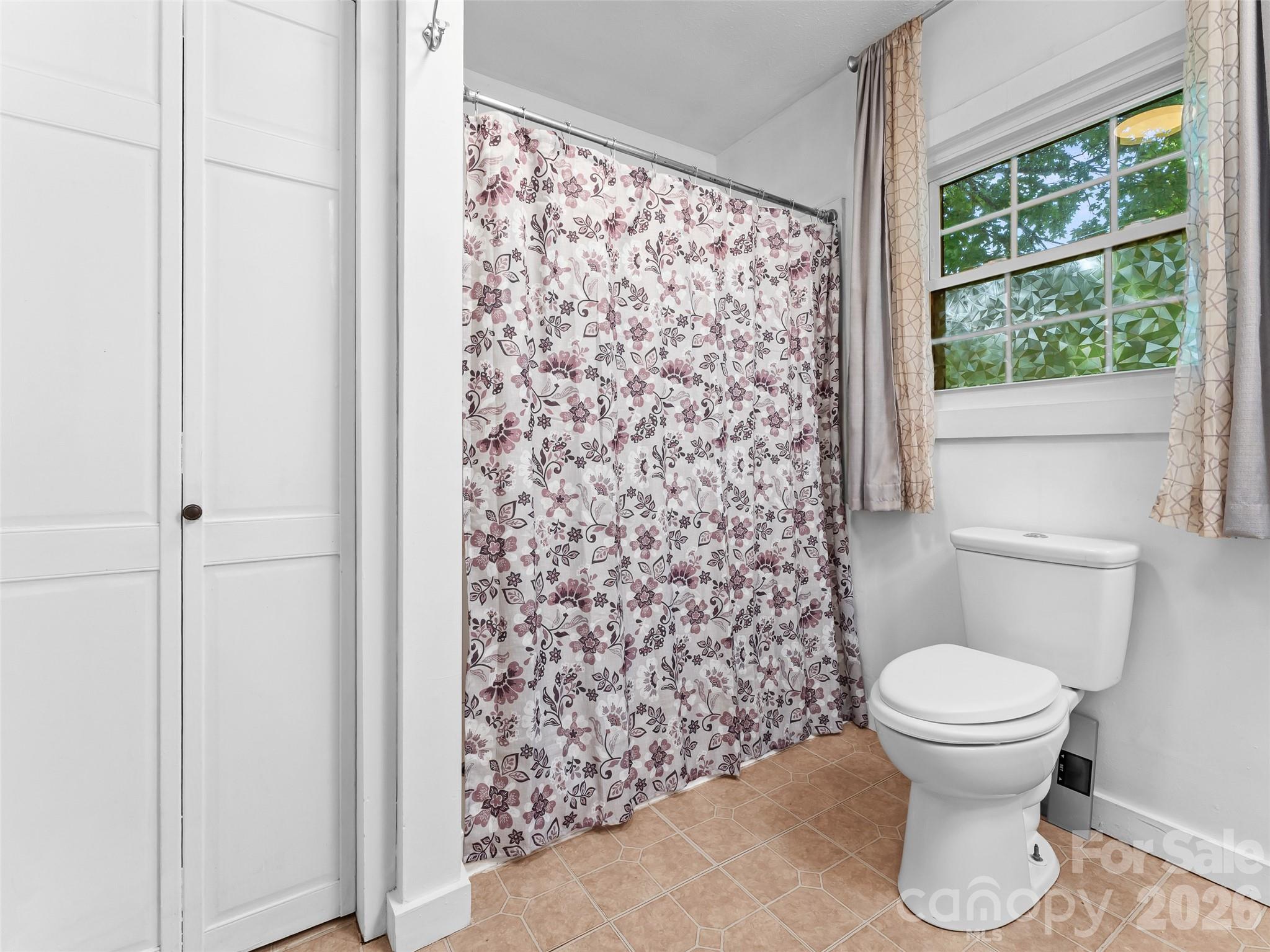 105 Big Bear Drive — Pisgah Forest
