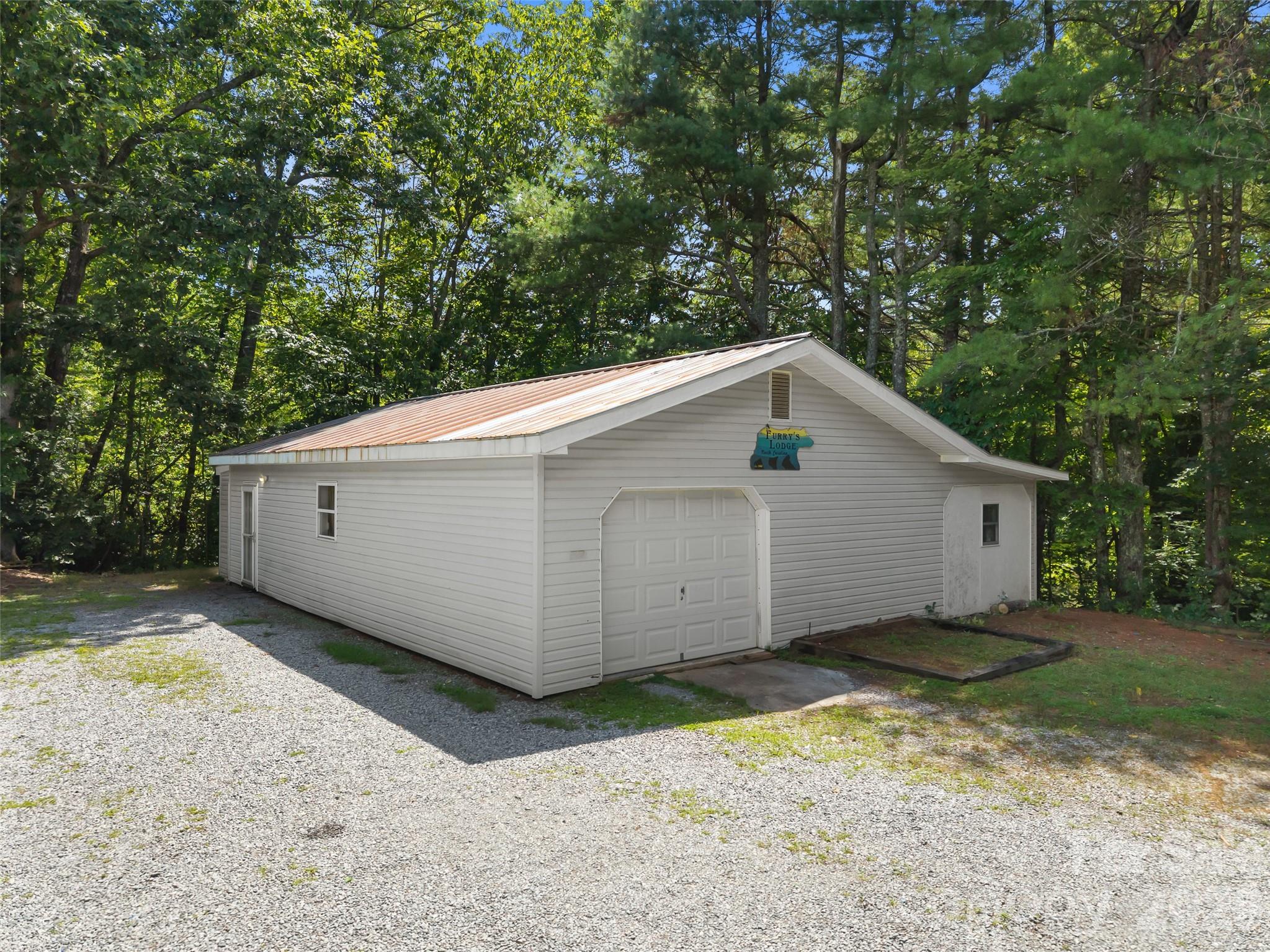 105 Big Bear Drive — Pisgah Forest