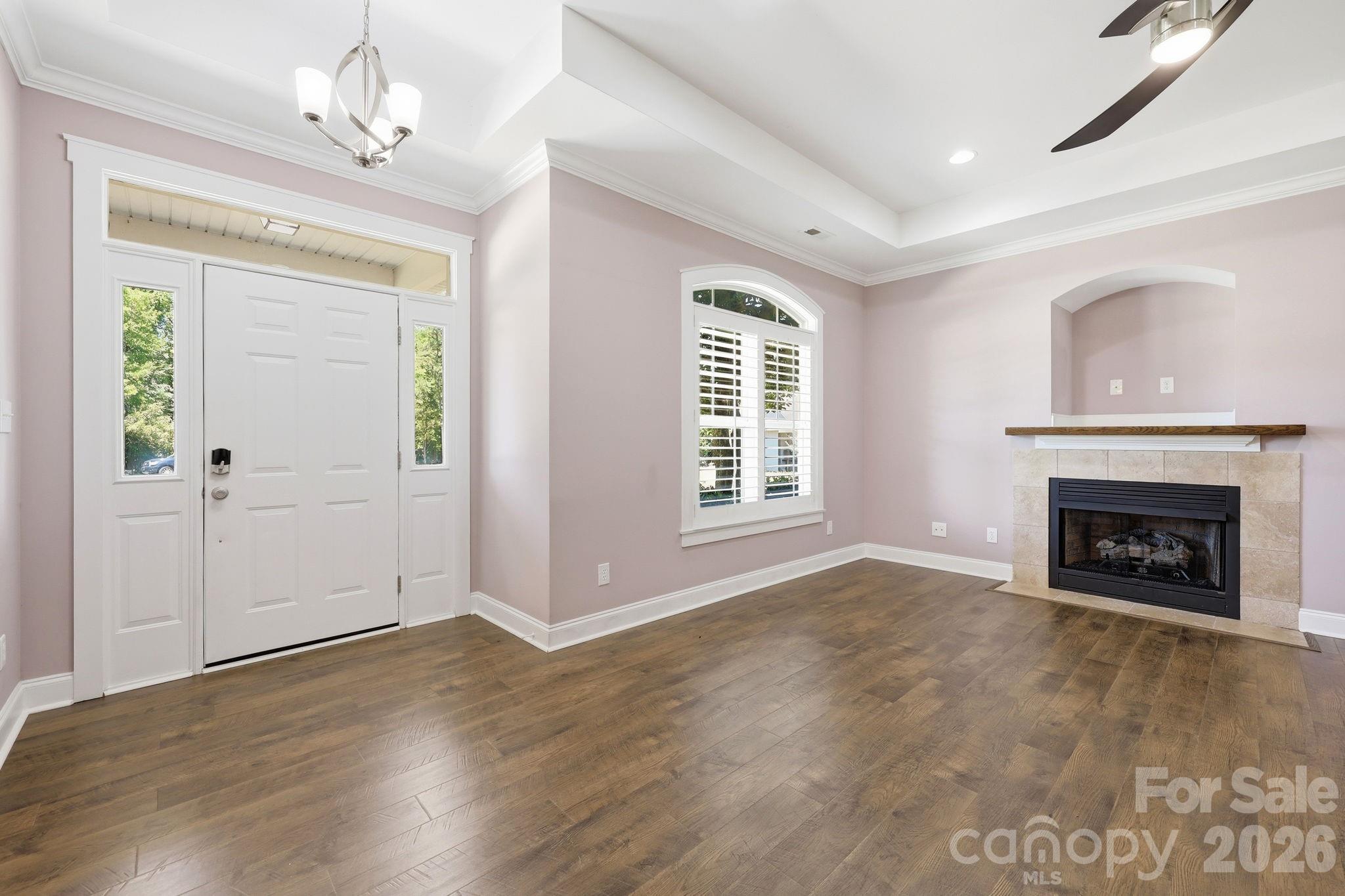 2100 Waterford Pointe Road — Lexington