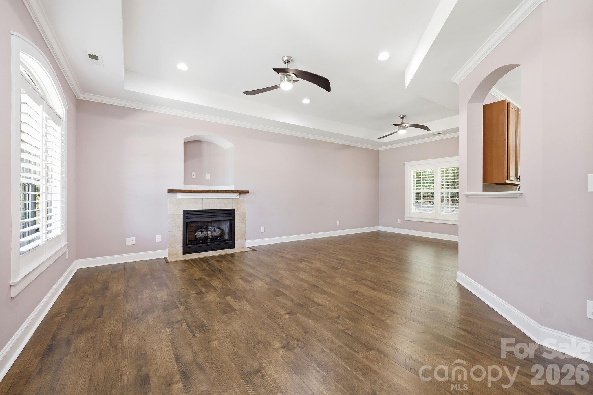 2100 Waterford Pointe Road — Lexington
