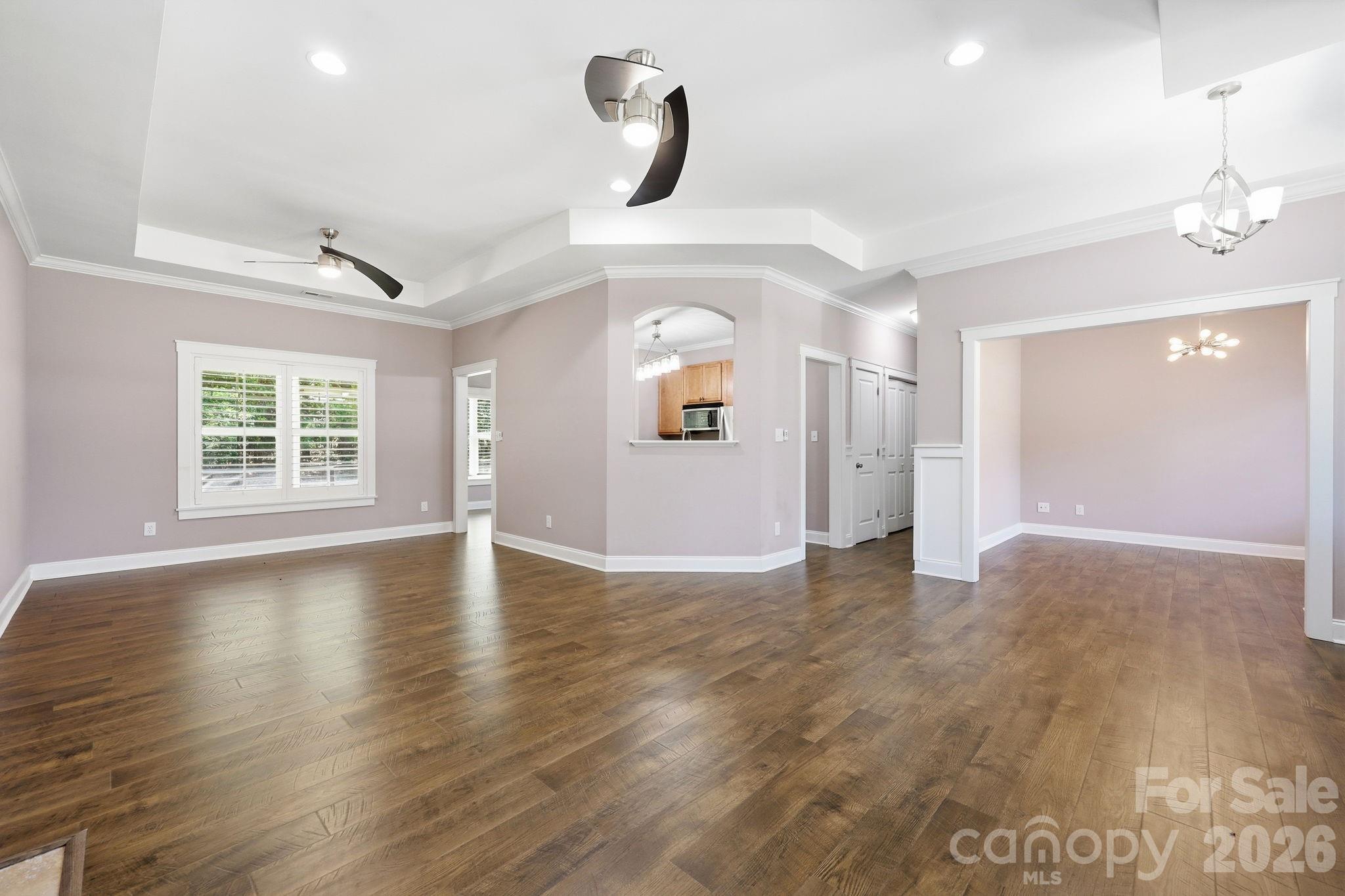 2100 Waterford Pointe Road — Lexington