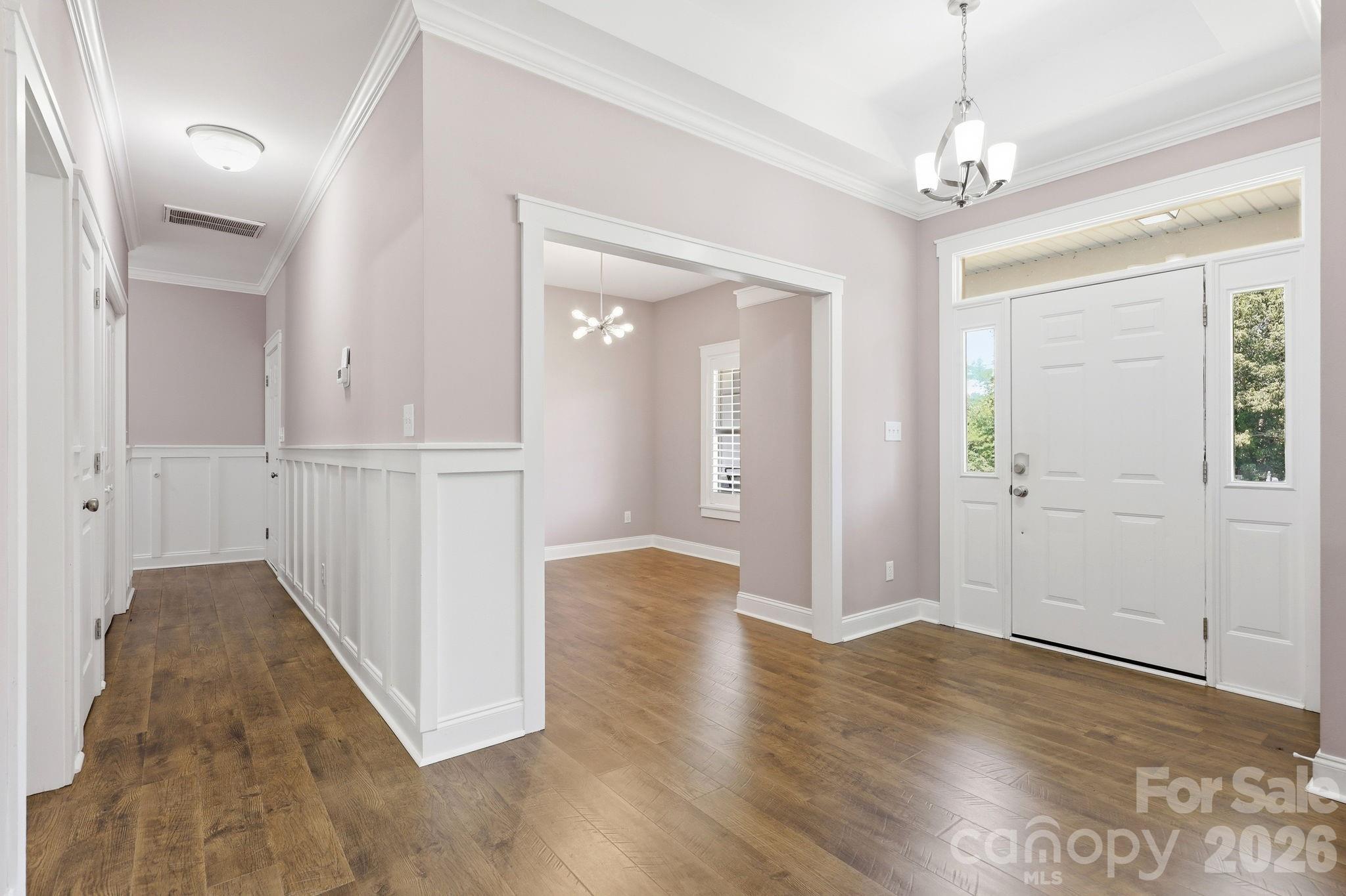 2100 Waterford Pointe Road — Lexington