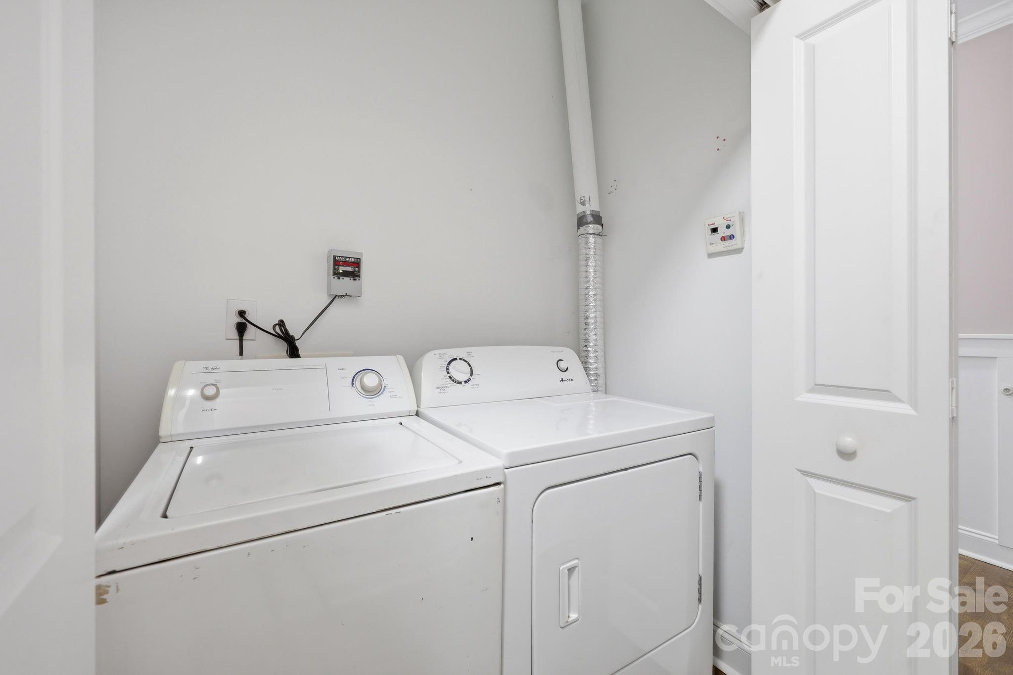 2100 Waterford Pointe Road — Lexington