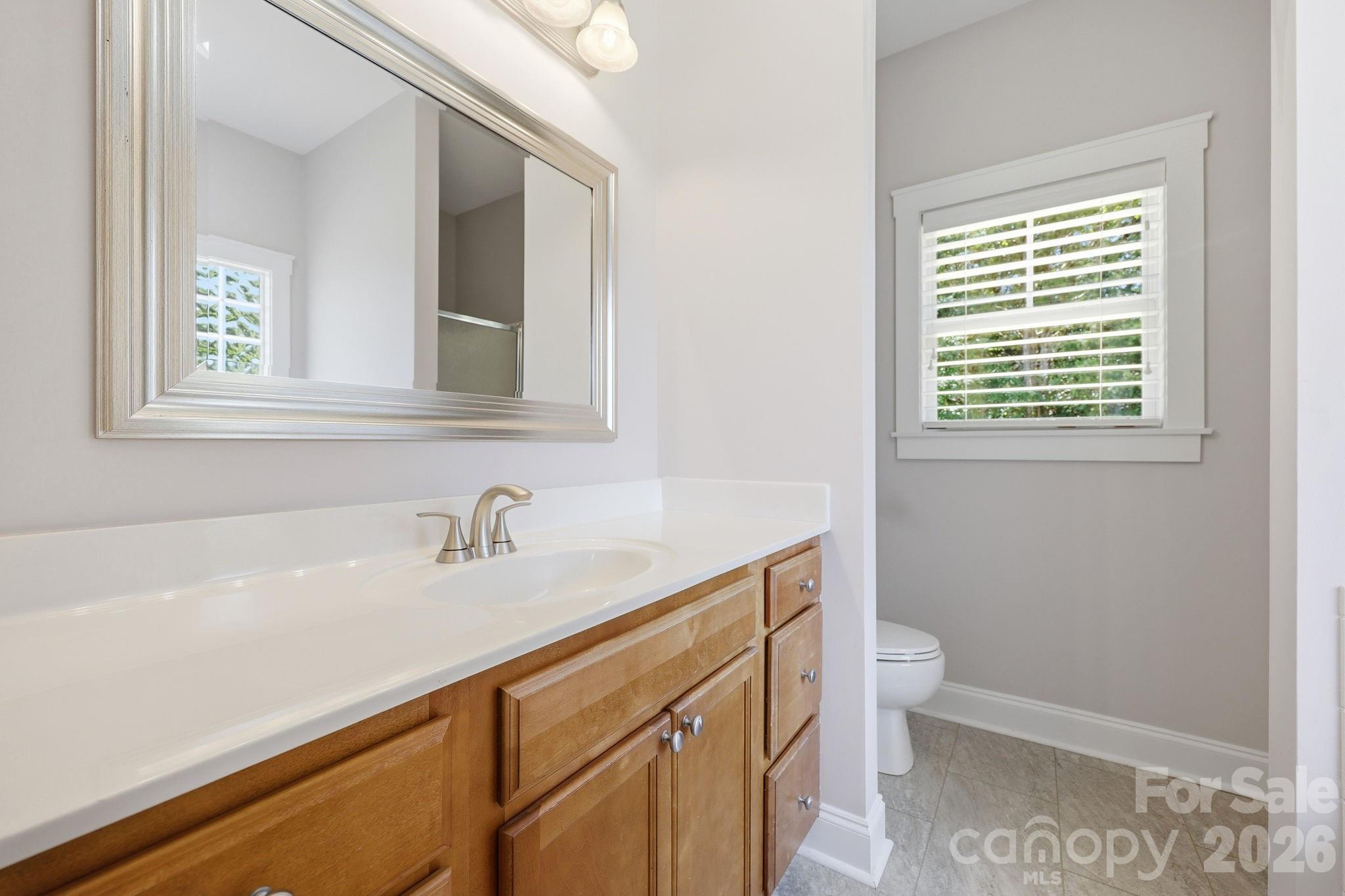 2100 Waterford Pointe Road — Lexington