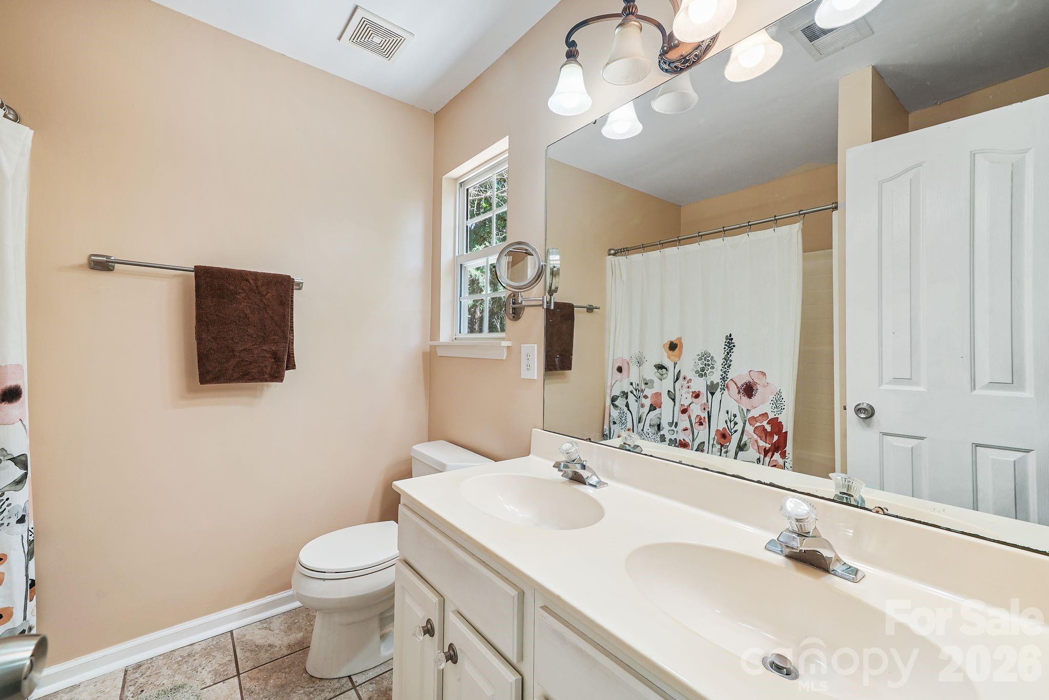 16007 Kirsten Nicole Road — Charlotte