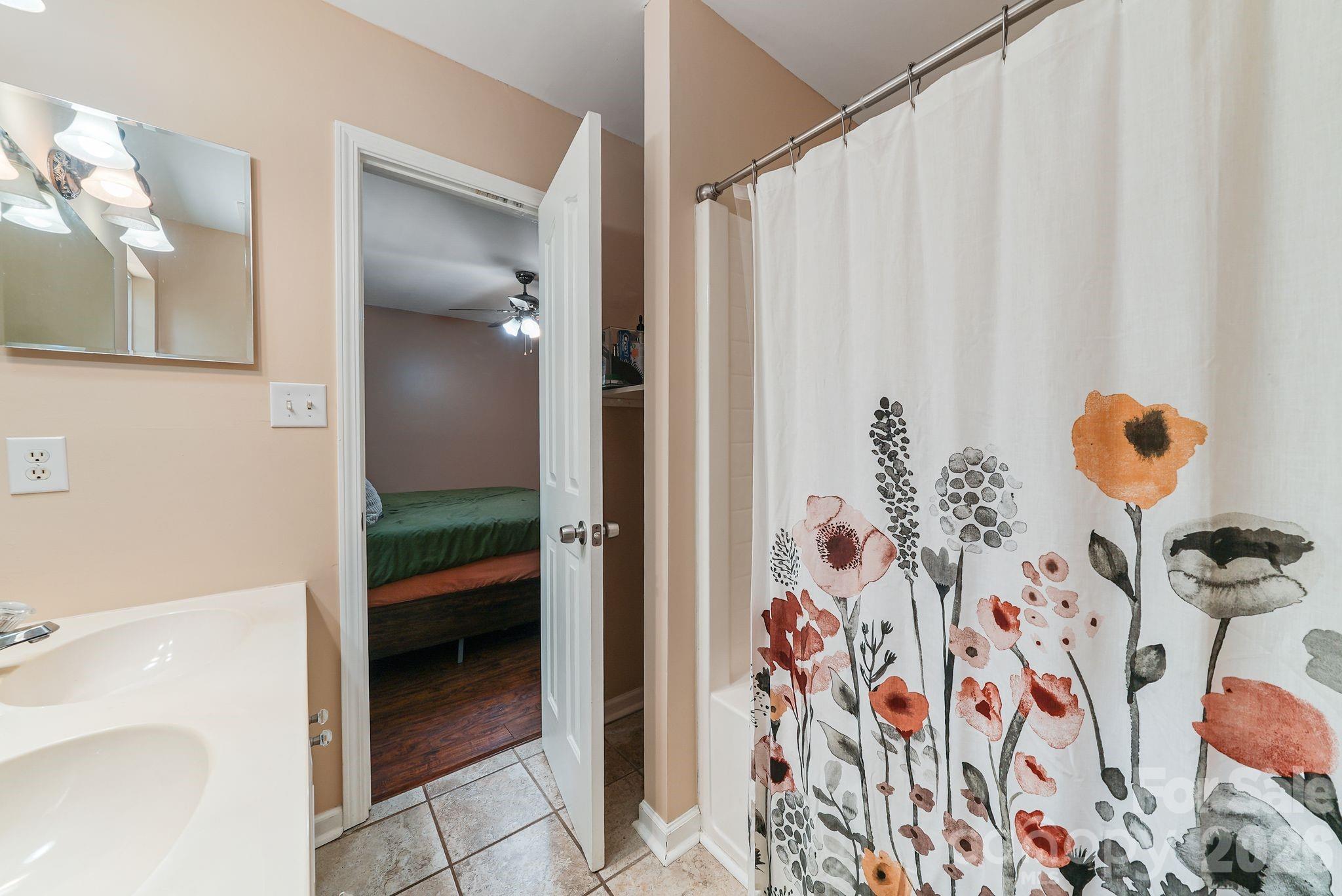 16007 Kirsten Nicole Road — Charlotte