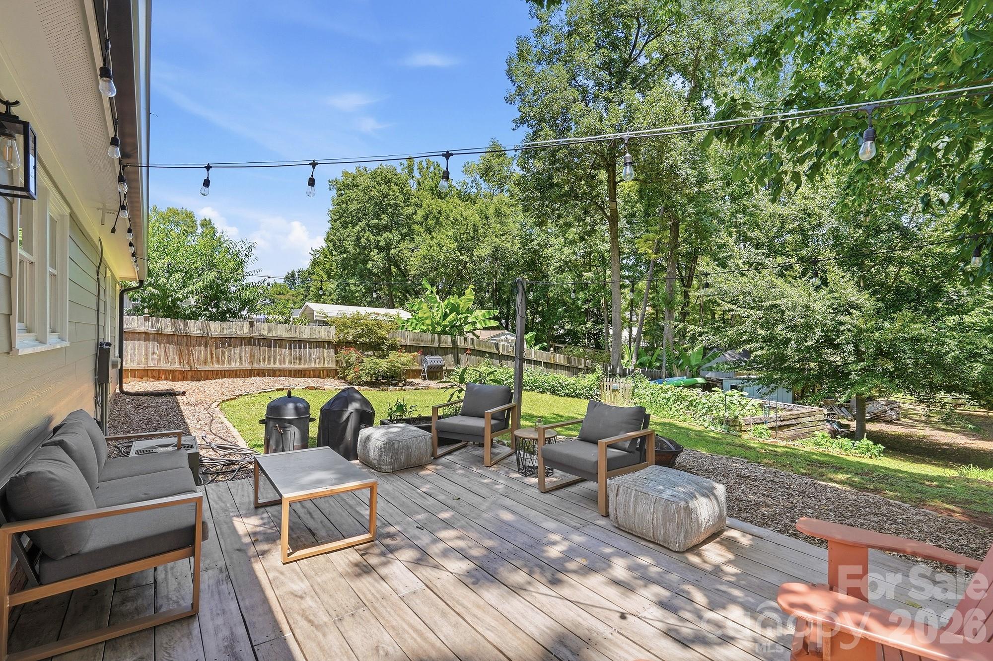 7112 Walterboro Road — Charlotte