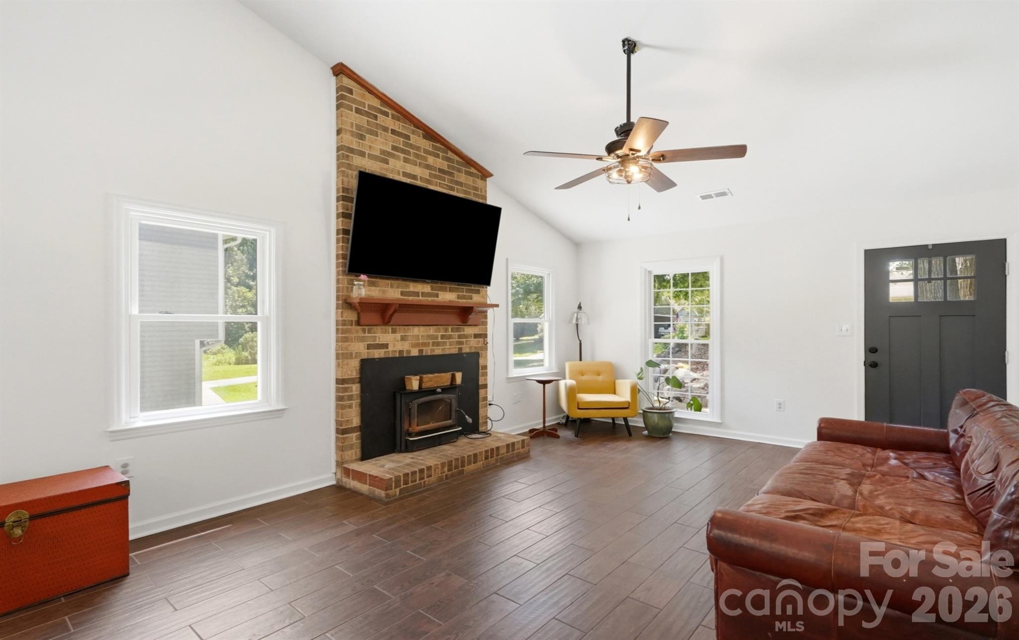7112 Walterboro Road — Charlotte