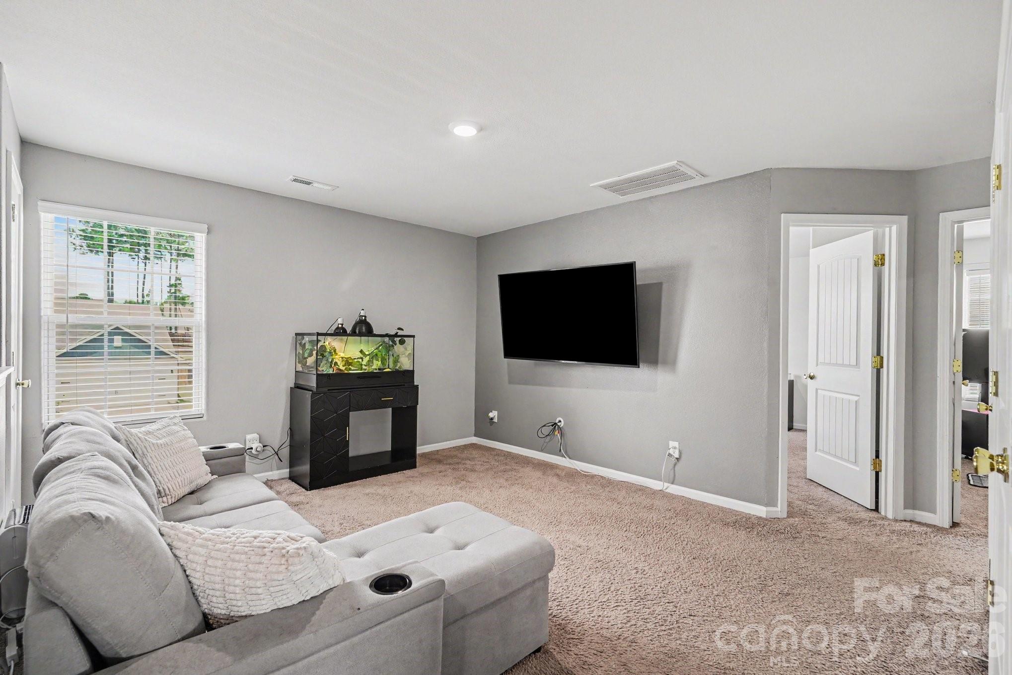 2238 Lanza Drive — Charlotte