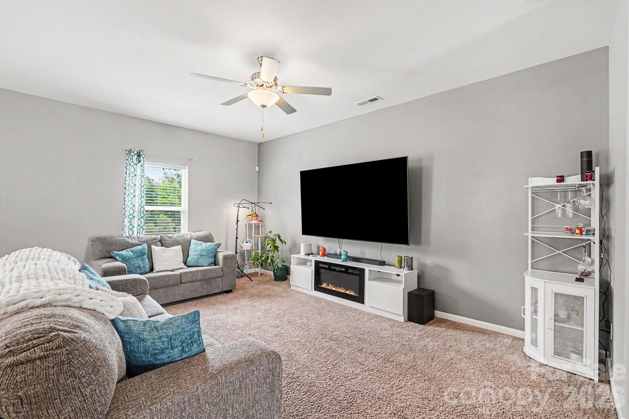 2238 Lanza Drive — Charlotte