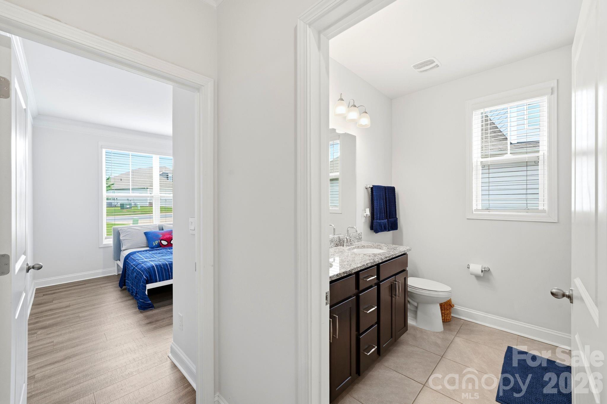 4374 Riverton Loop — Denver
