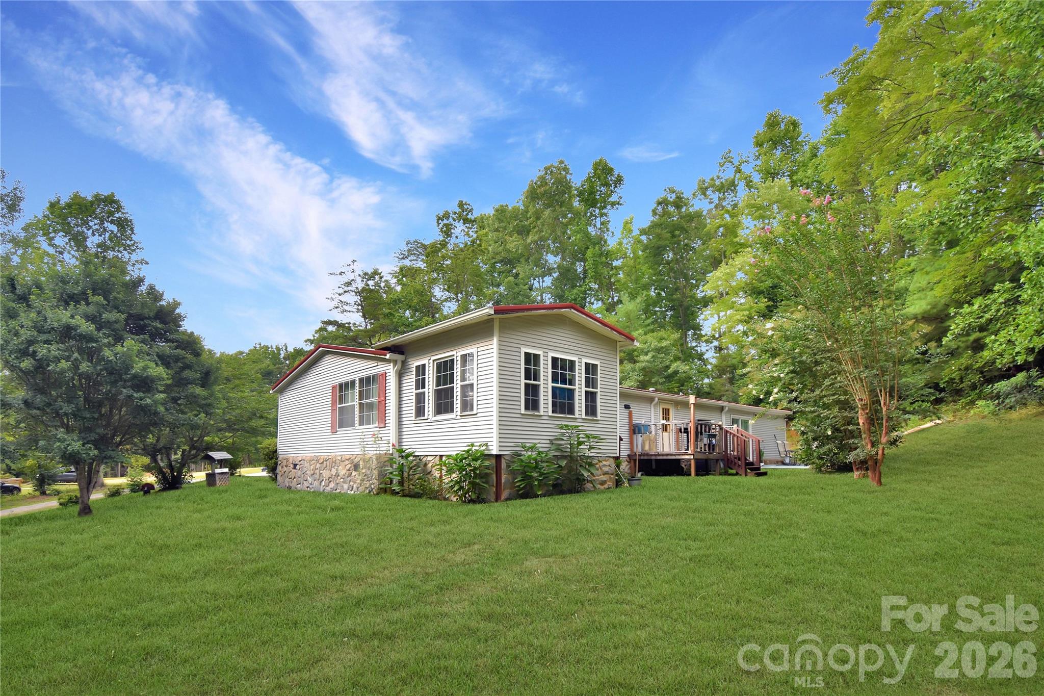 1515 States Avenue — Morganton