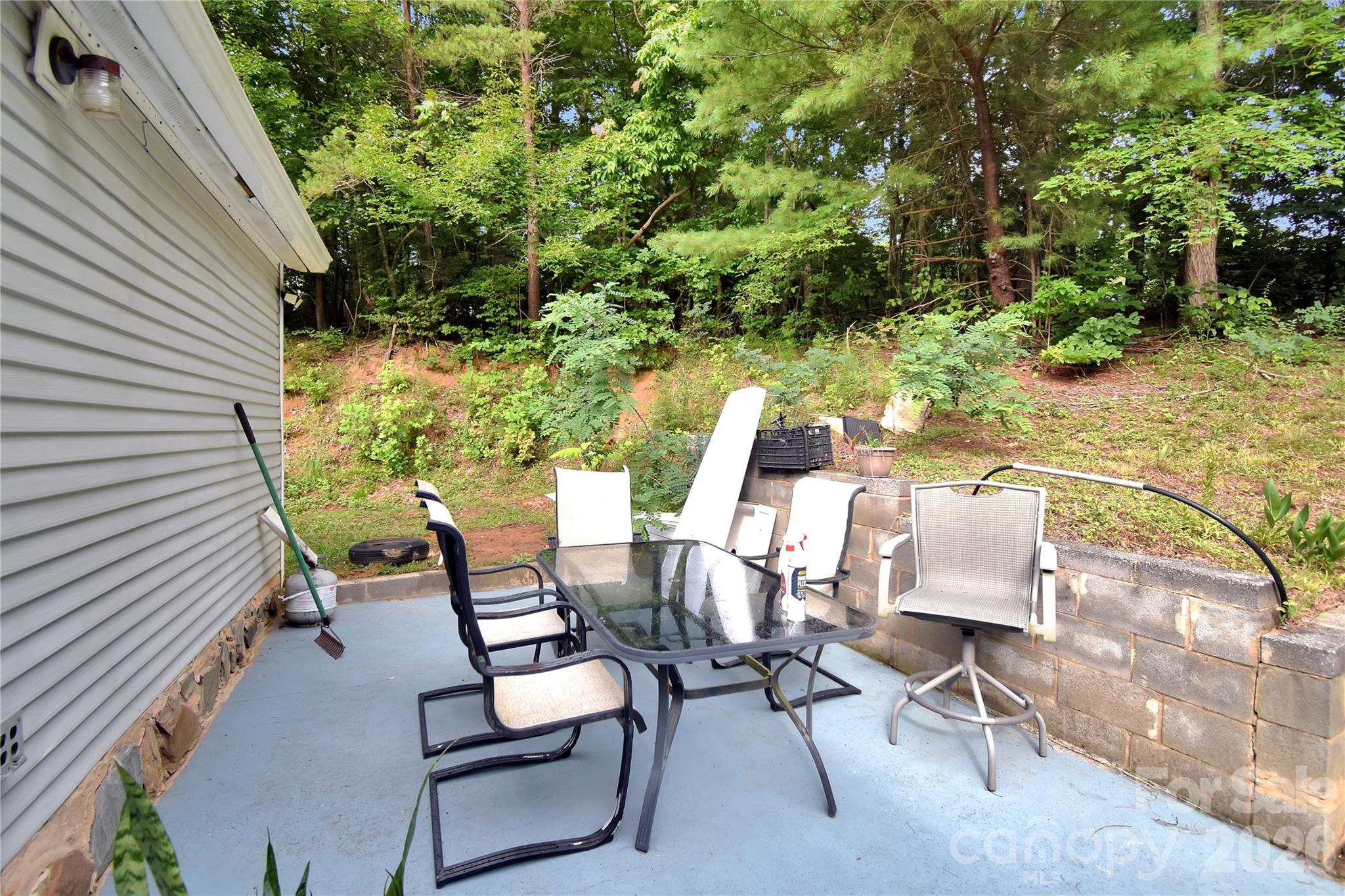 1515 States Avenue — Morganton