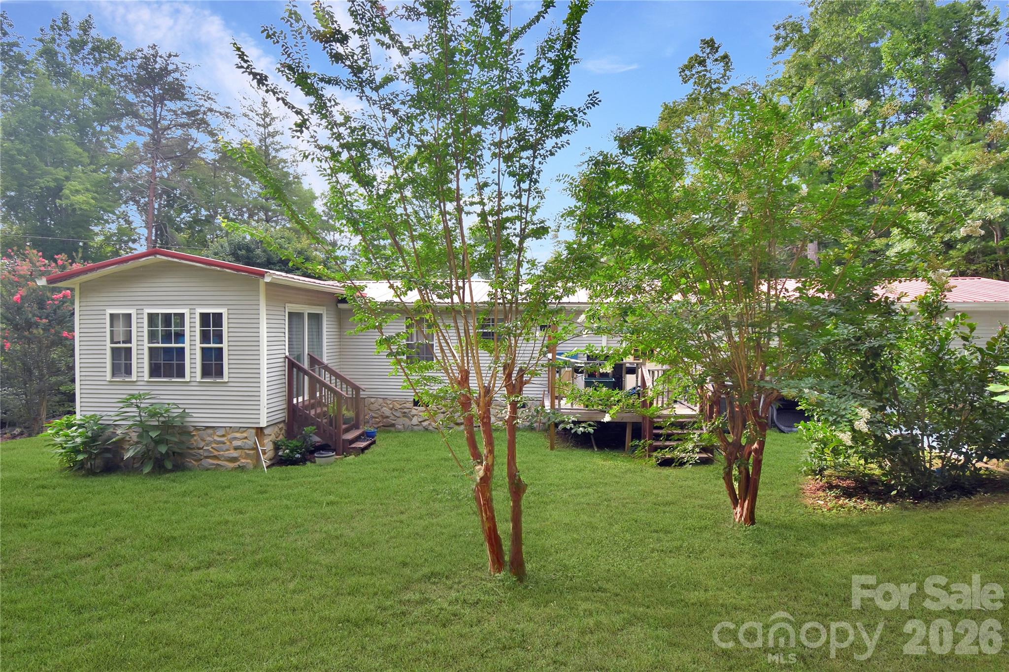 1515 States Avenue — Morganton