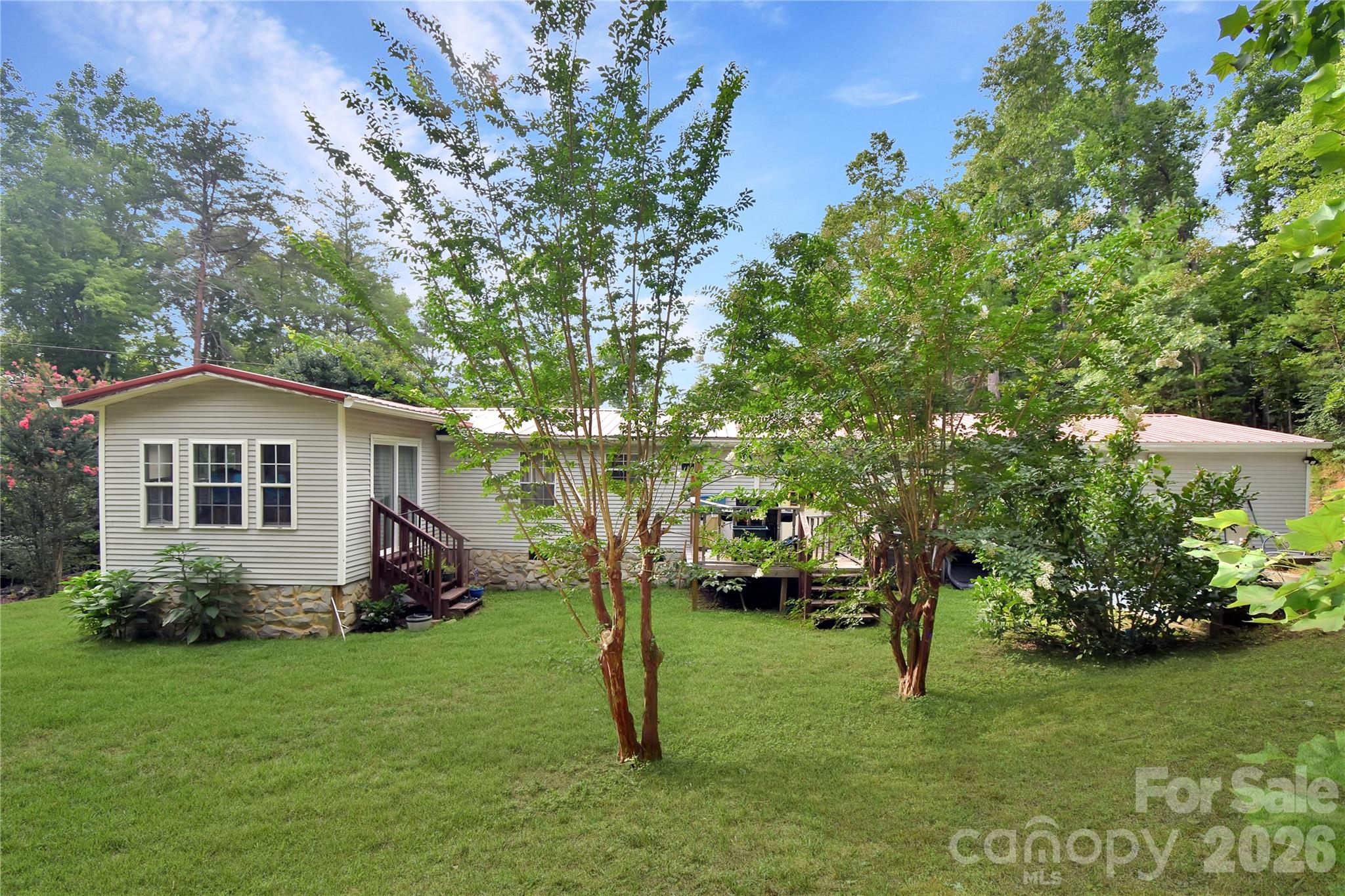 1515 States Avenue — Morganton