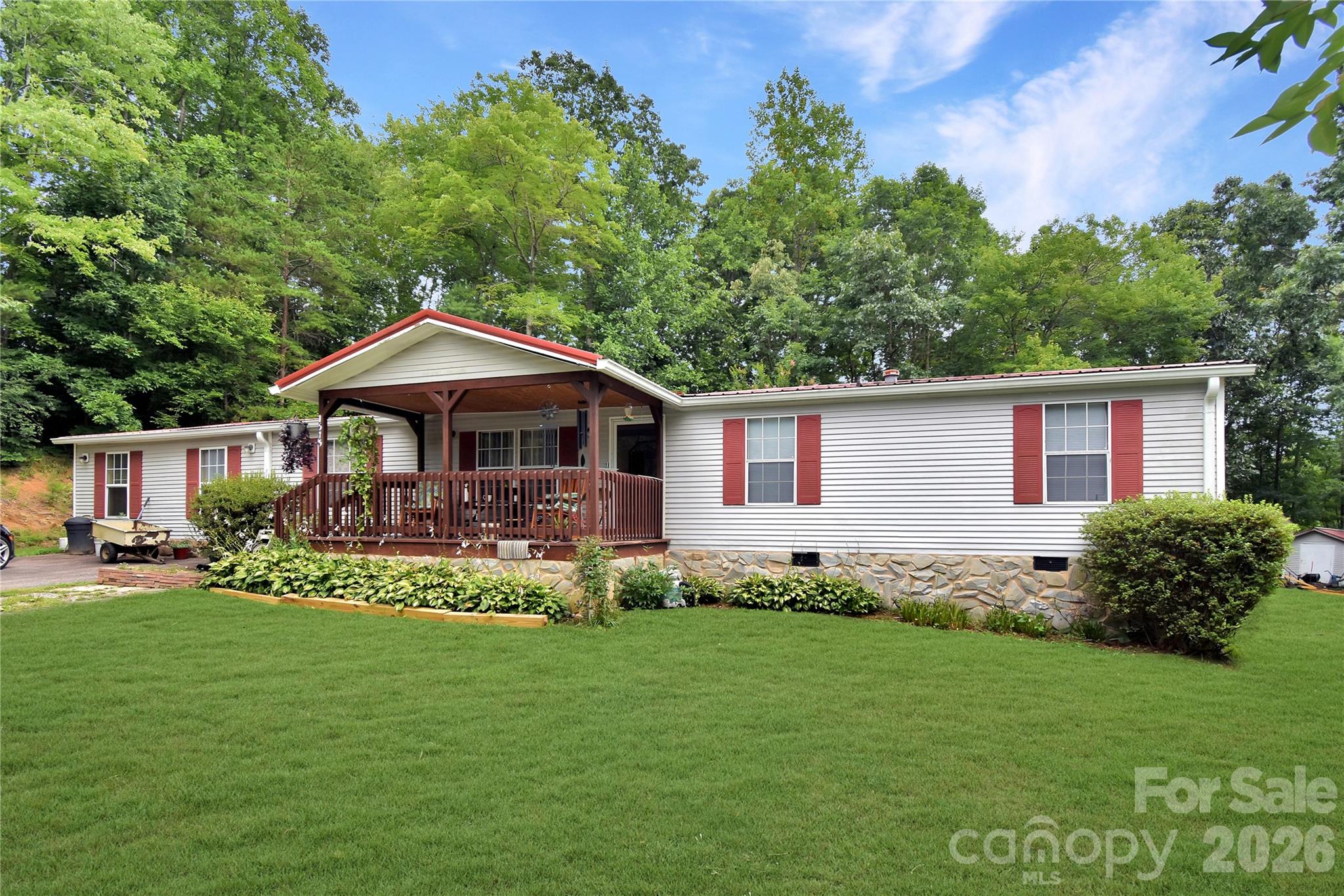 1515 States Avenue — Morganton
