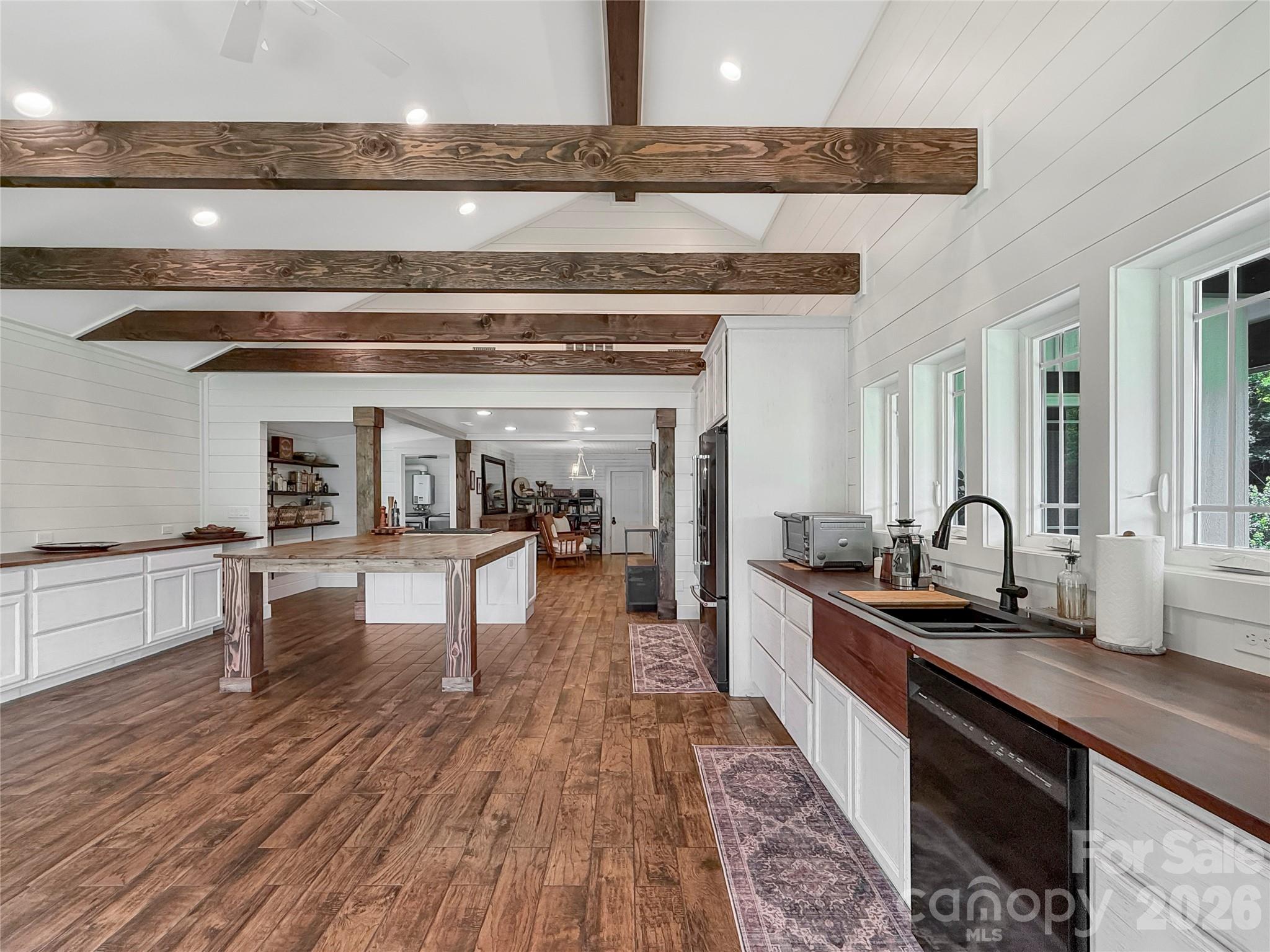 419 Fletcher Branch Road — Vilas