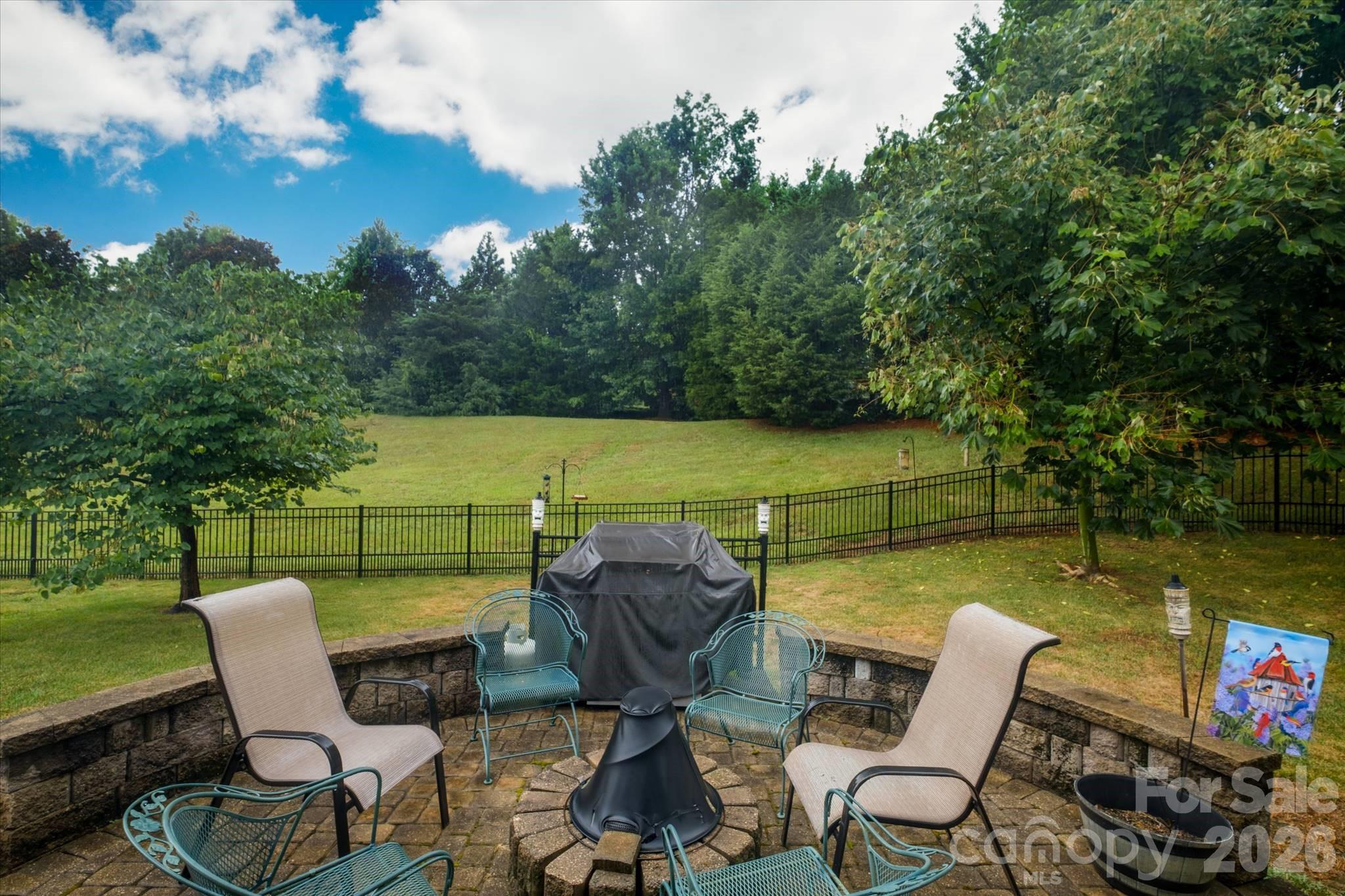 4804 Star Hill Lane — Charlotte