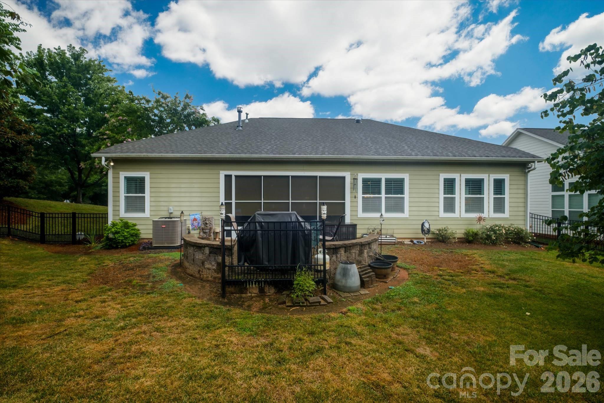 4804 Star Hill Lane — Charlotte