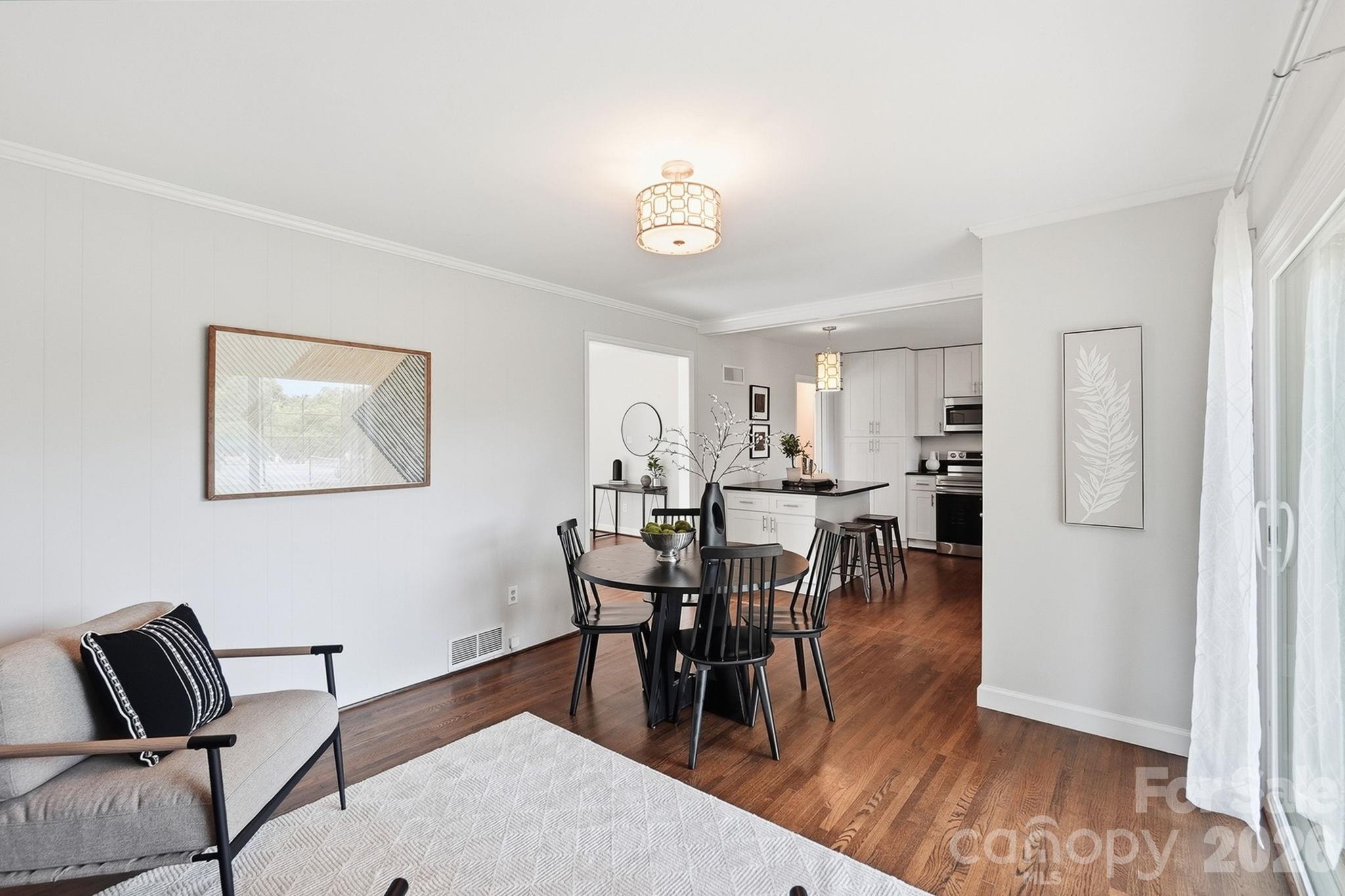 4712 Fairheath Road — Charlotte
