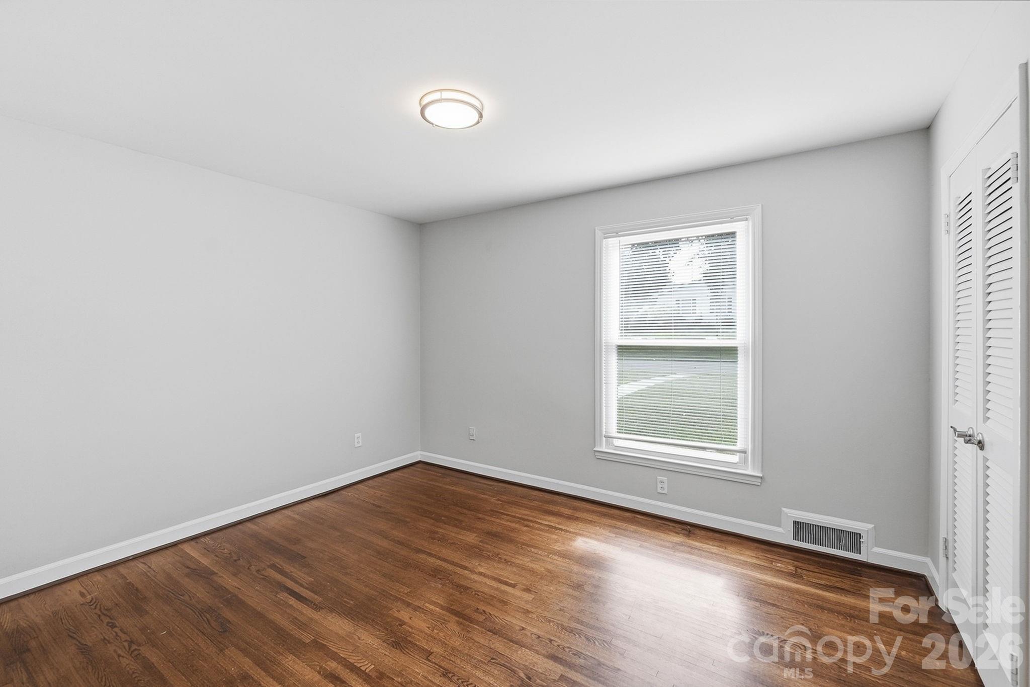 4712 Fairheath Road — Charlotte