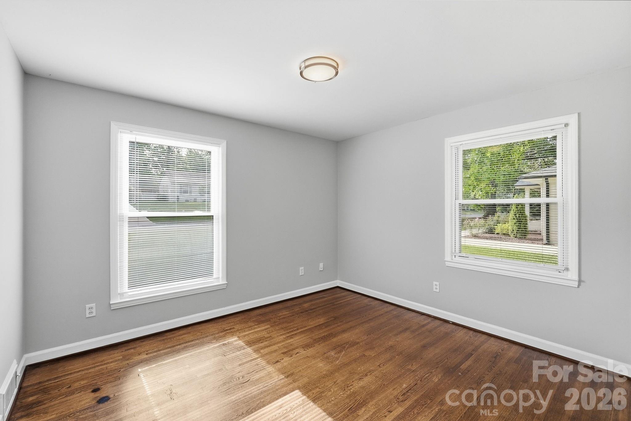 4712 Fairheath Road — Charlotte