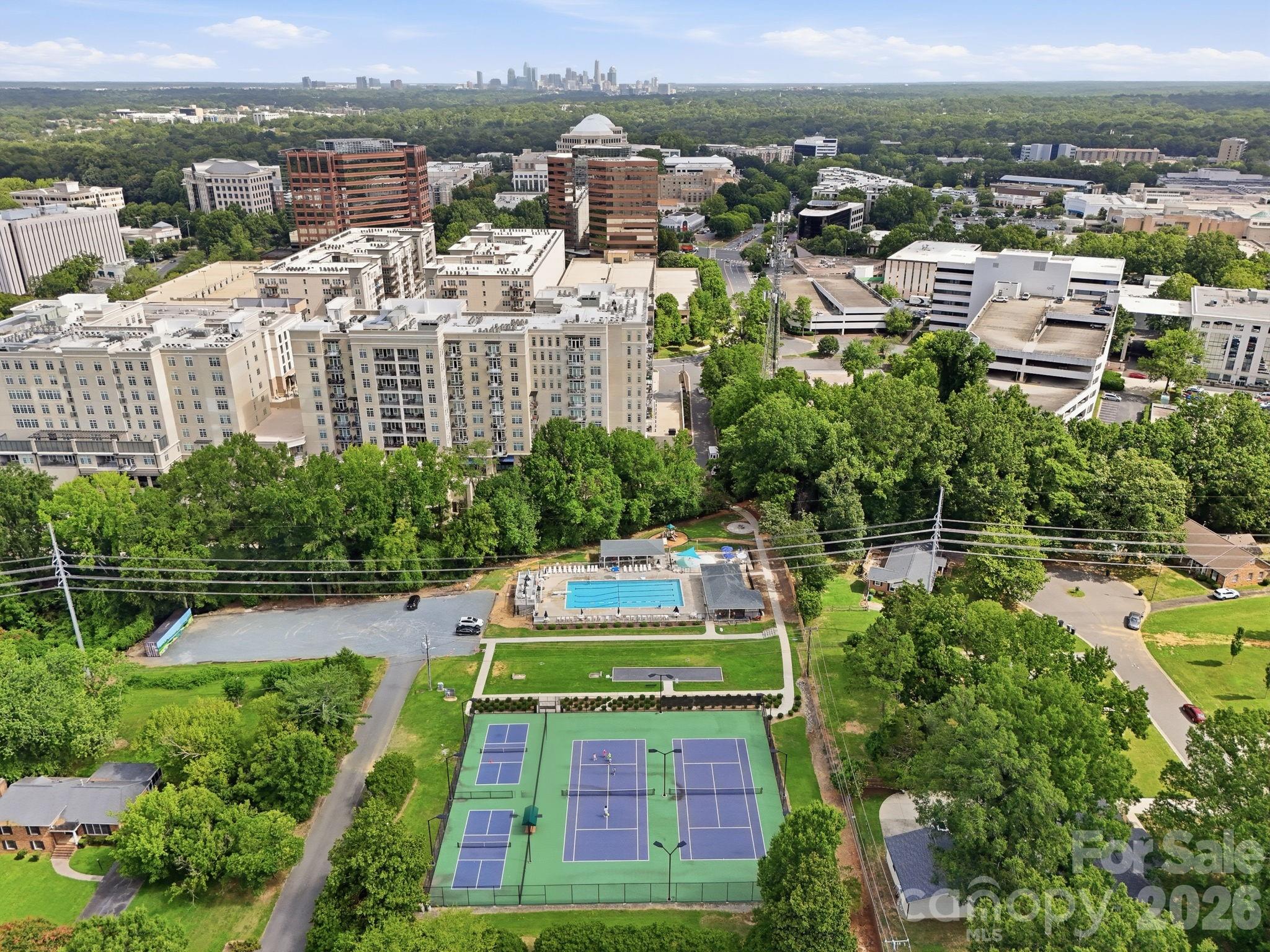 4712 Fairheath Road — Charlotte
