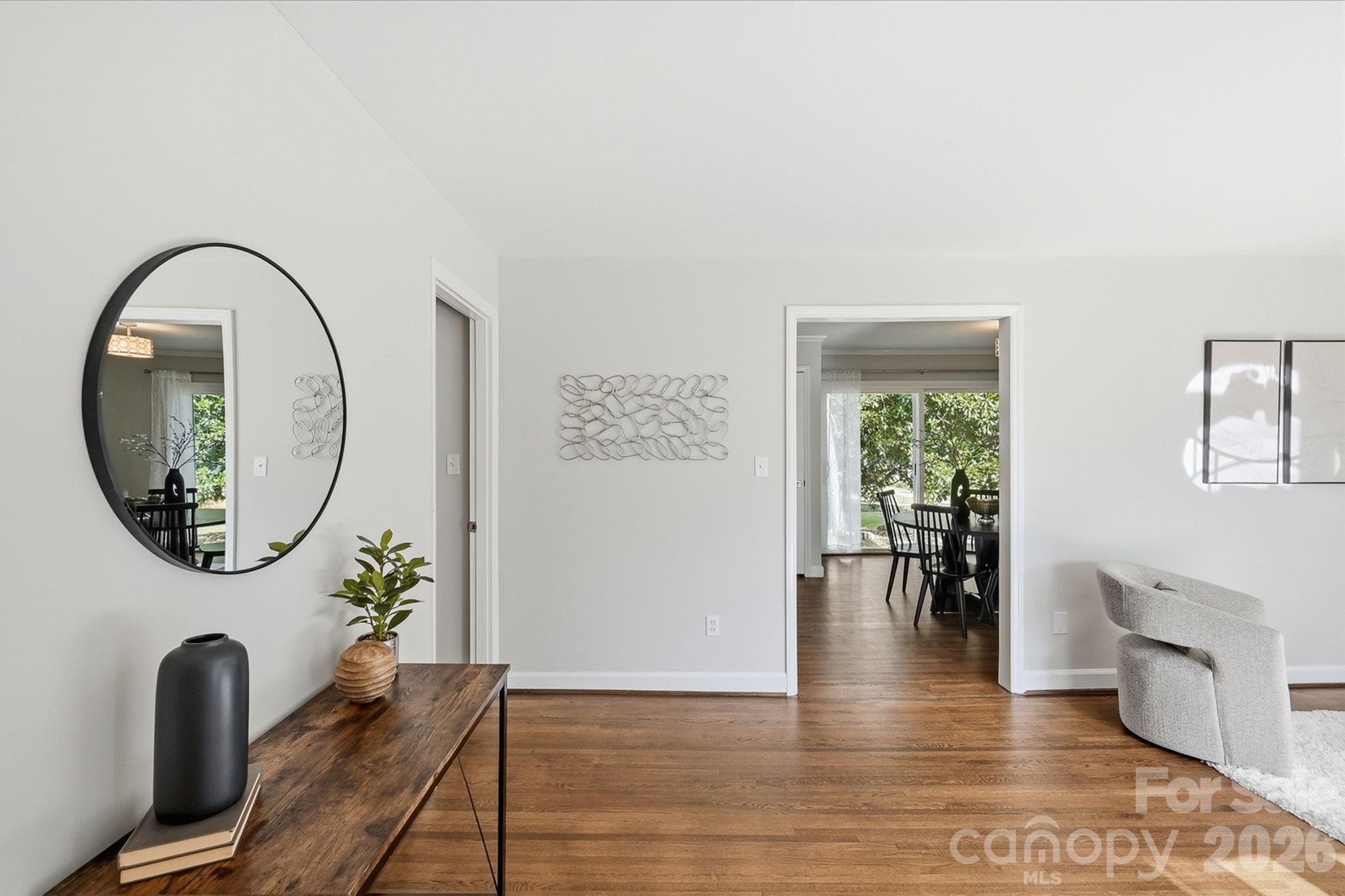 4712 Fairheath Road — Charlotte