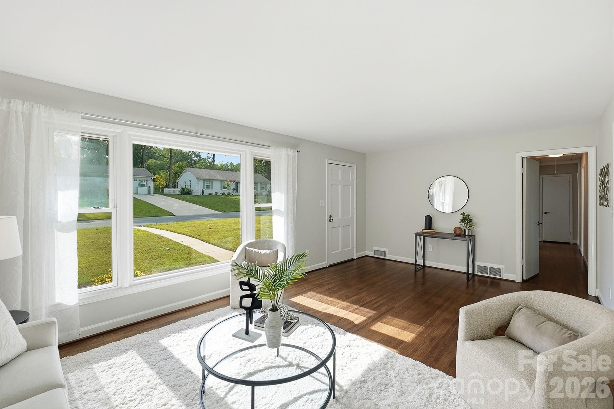 4712 Fairheath Road — Charlotte