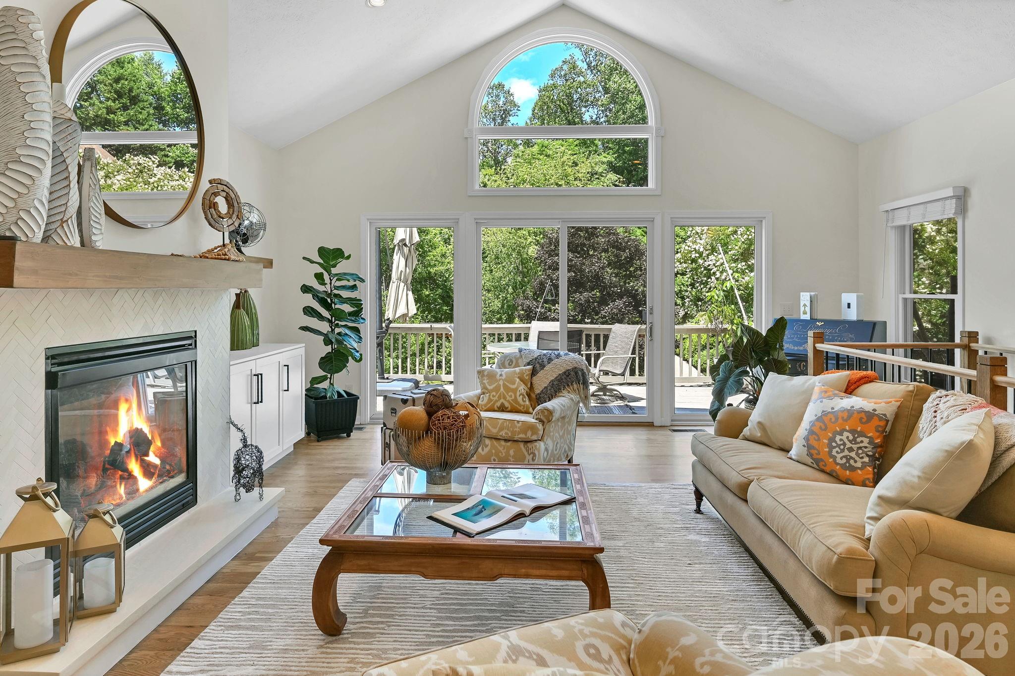 77 Carriage West Drive — Hendersonville