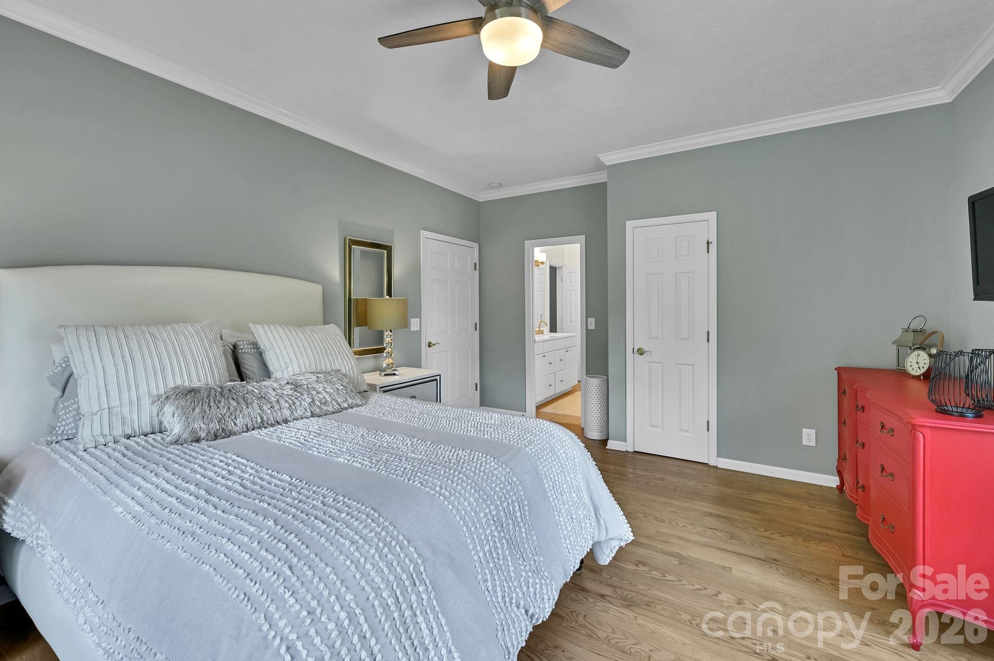 77 Carriage West Drive — Hendersonville