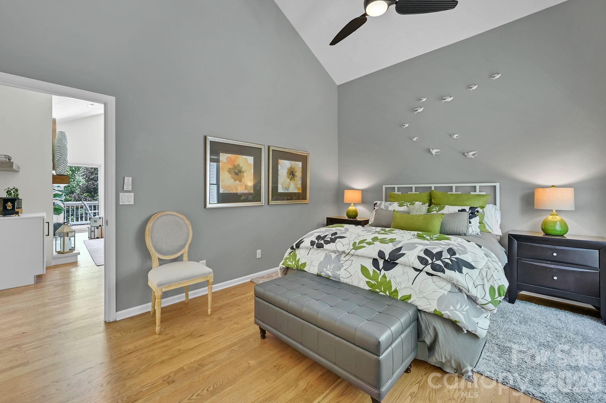 77 Carriage West Drive — Hendersonville