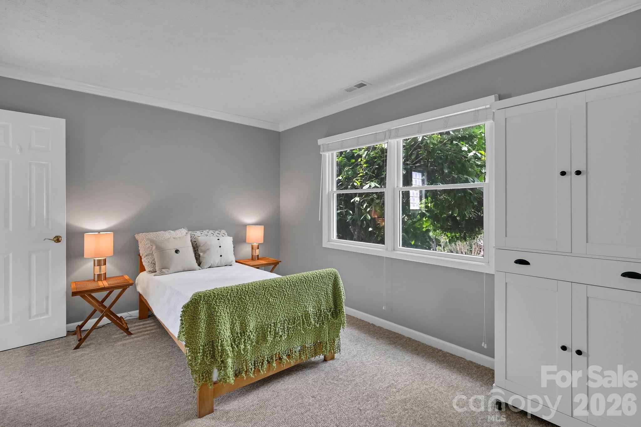 77 Carriage West Drive — Hendersonville