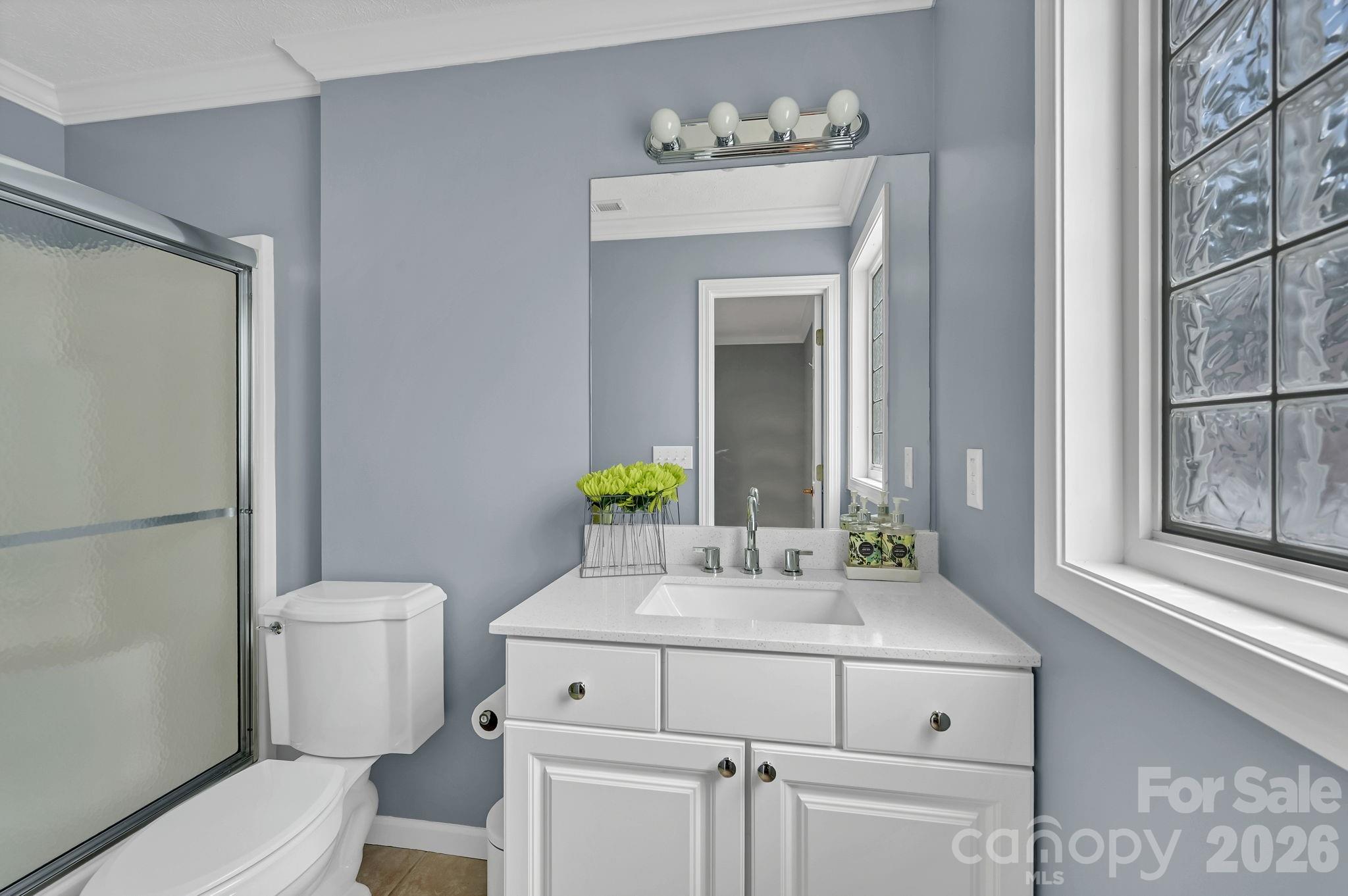 77 Carriage West Drive — Hendersonville