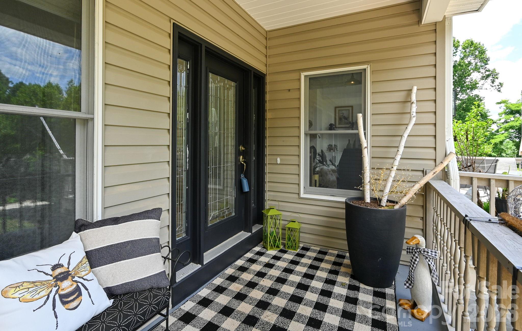 77 Carriage West Drive — Hendersonville