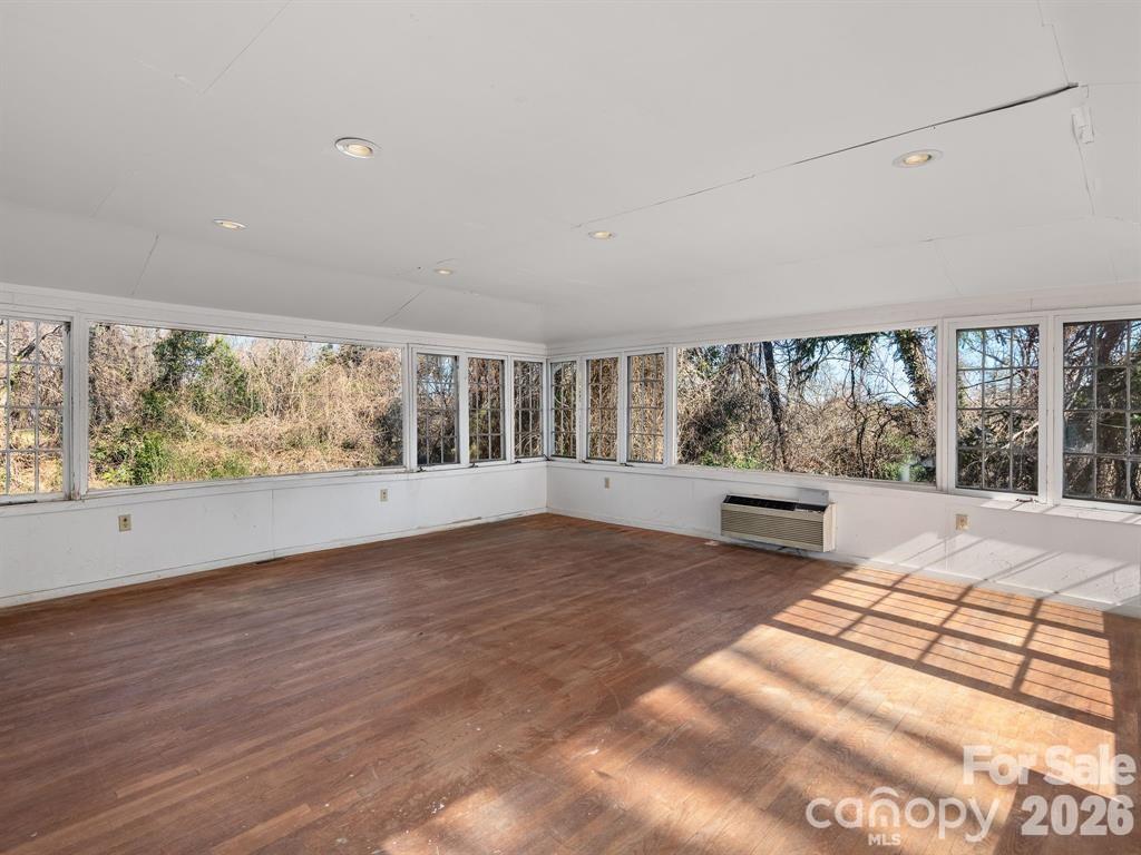 143 S Ridgecrest Avenue — Rutherfordton