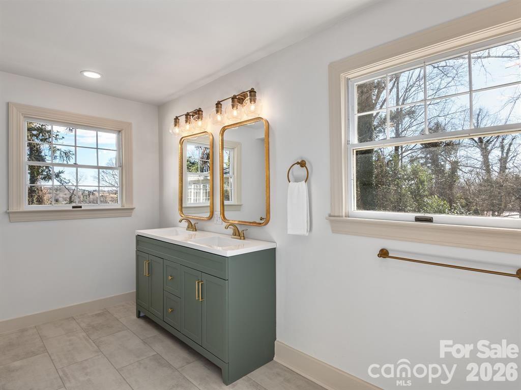 143 S Ridgecrest Avenue — Rutherfordton