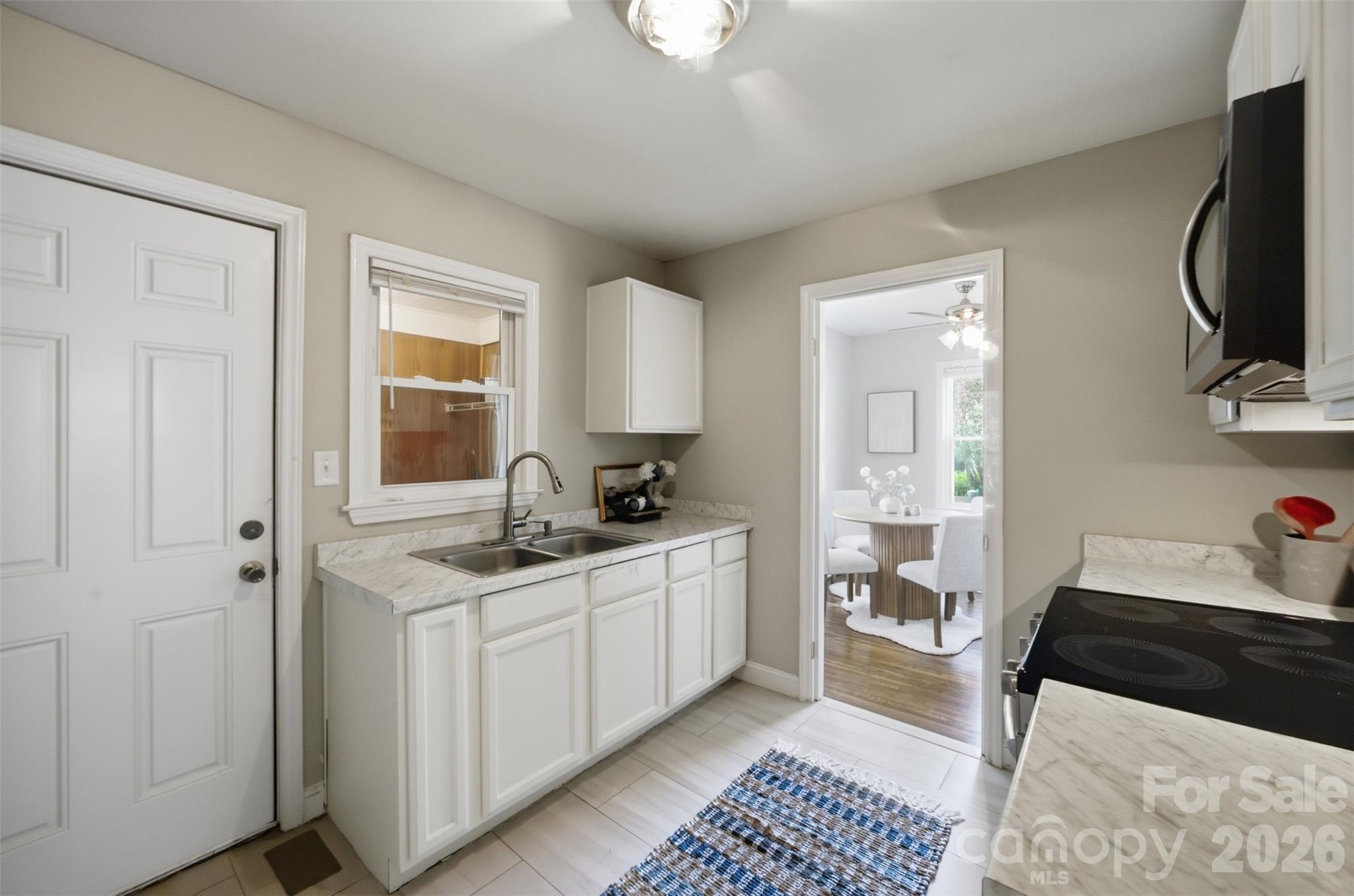 2516 Elon Street — Charlotte