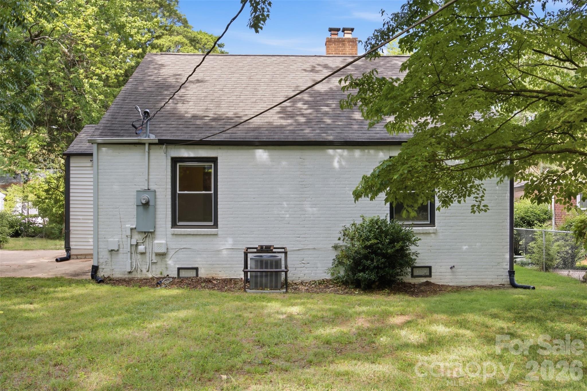 2516 Elon Street — Charlotte