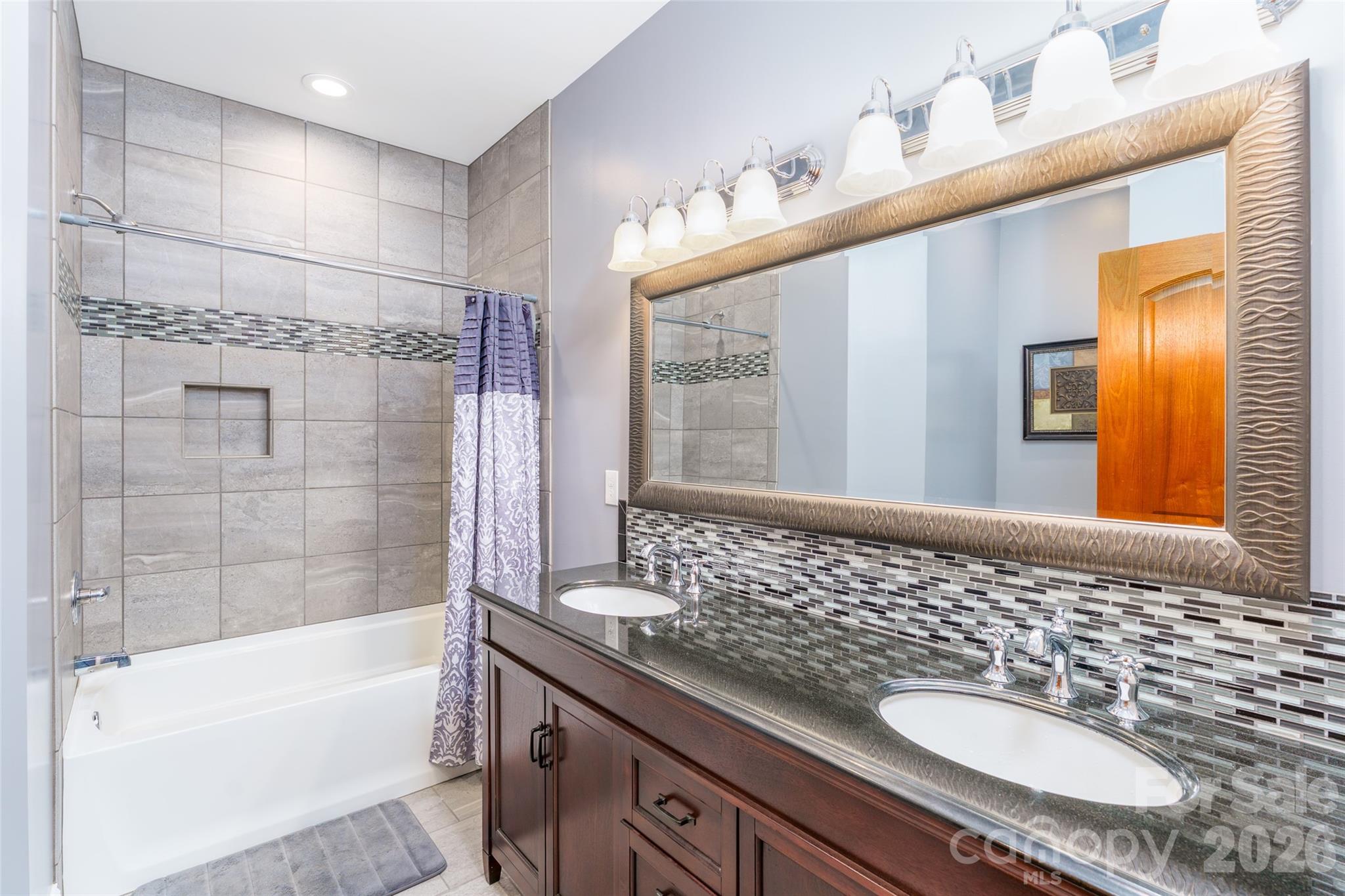 15027 Beatties Ford Road — Huntersville