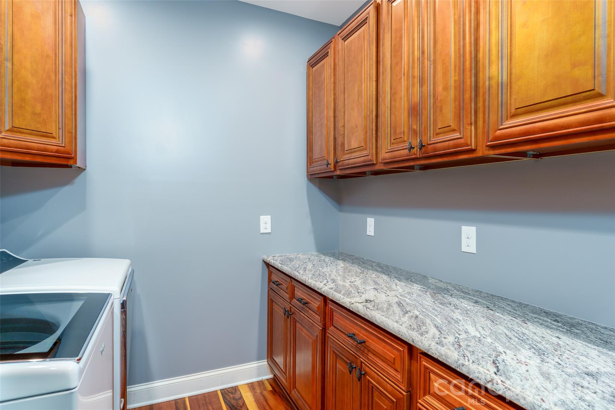 15027 Beatties Ford Road — Huntersville