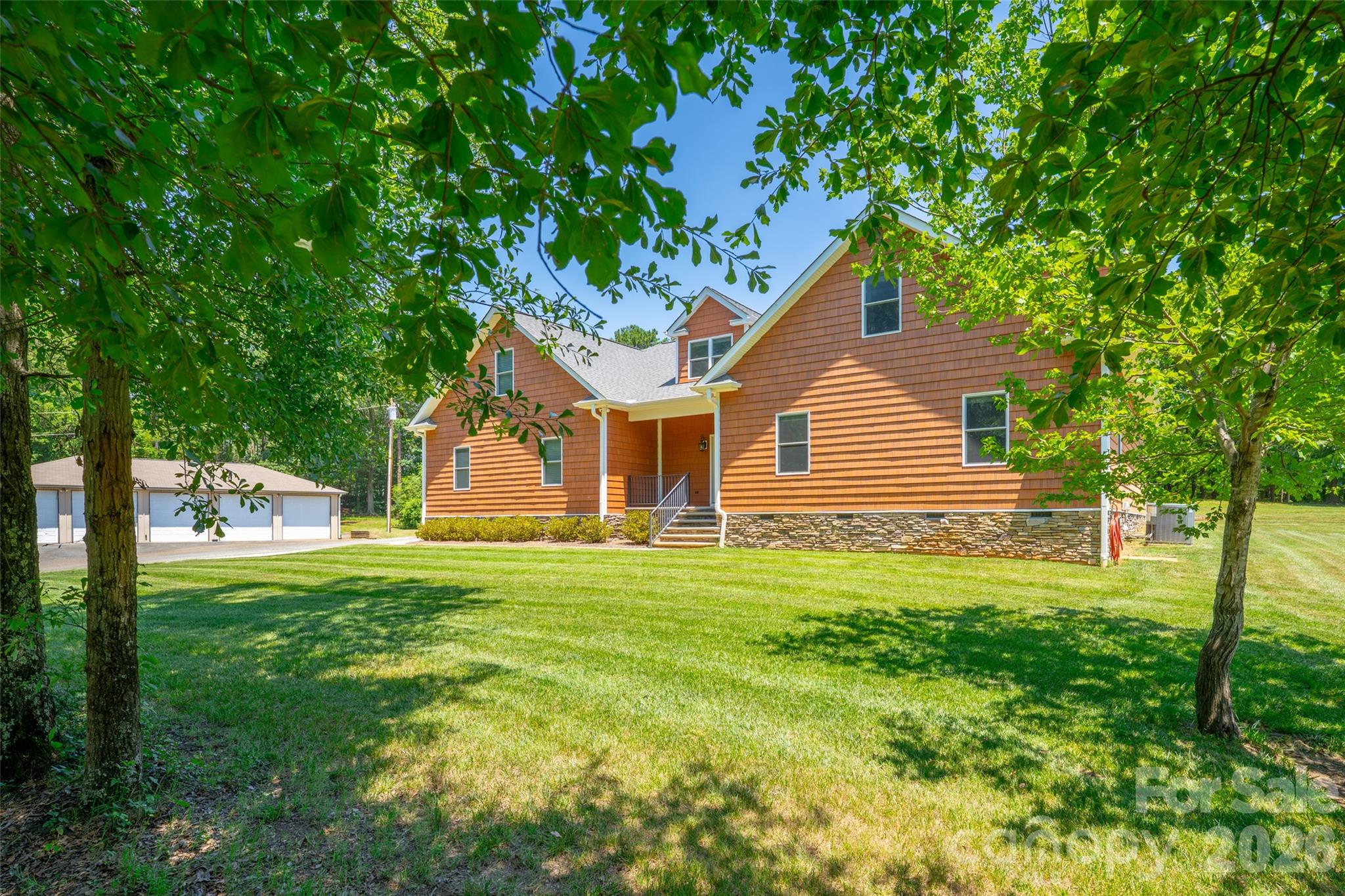 15027 Beatties Ford Road — Huntersville